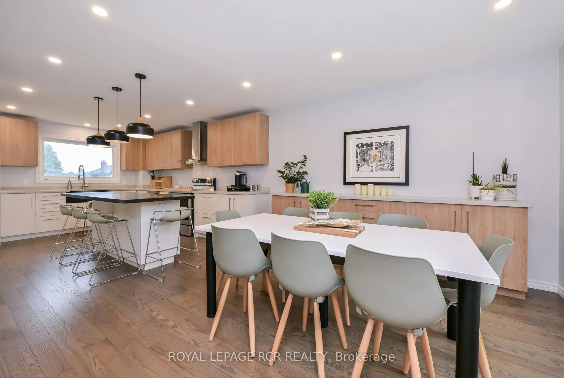 230 Beechfield Crescent