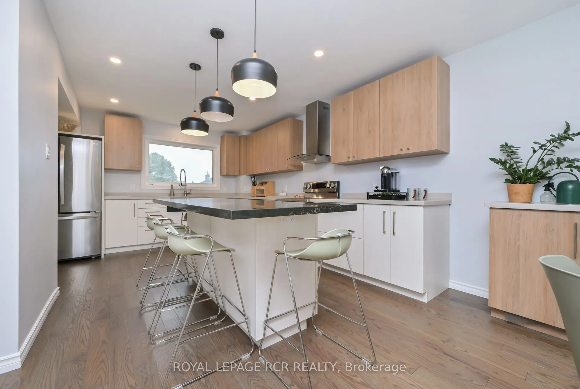 230 Beechfield Crescent