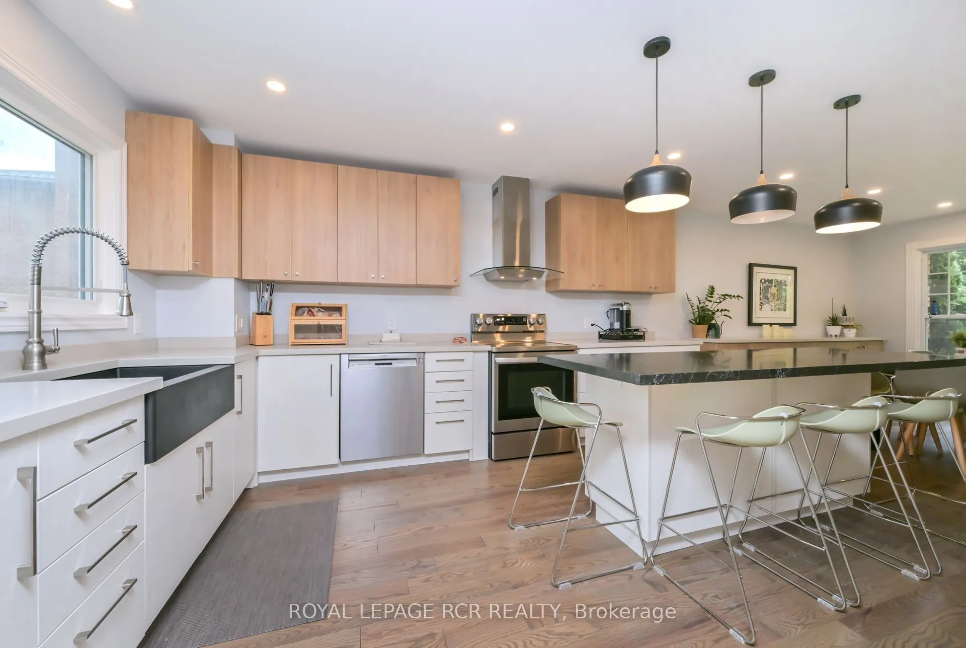 230 Beechfield Crescent