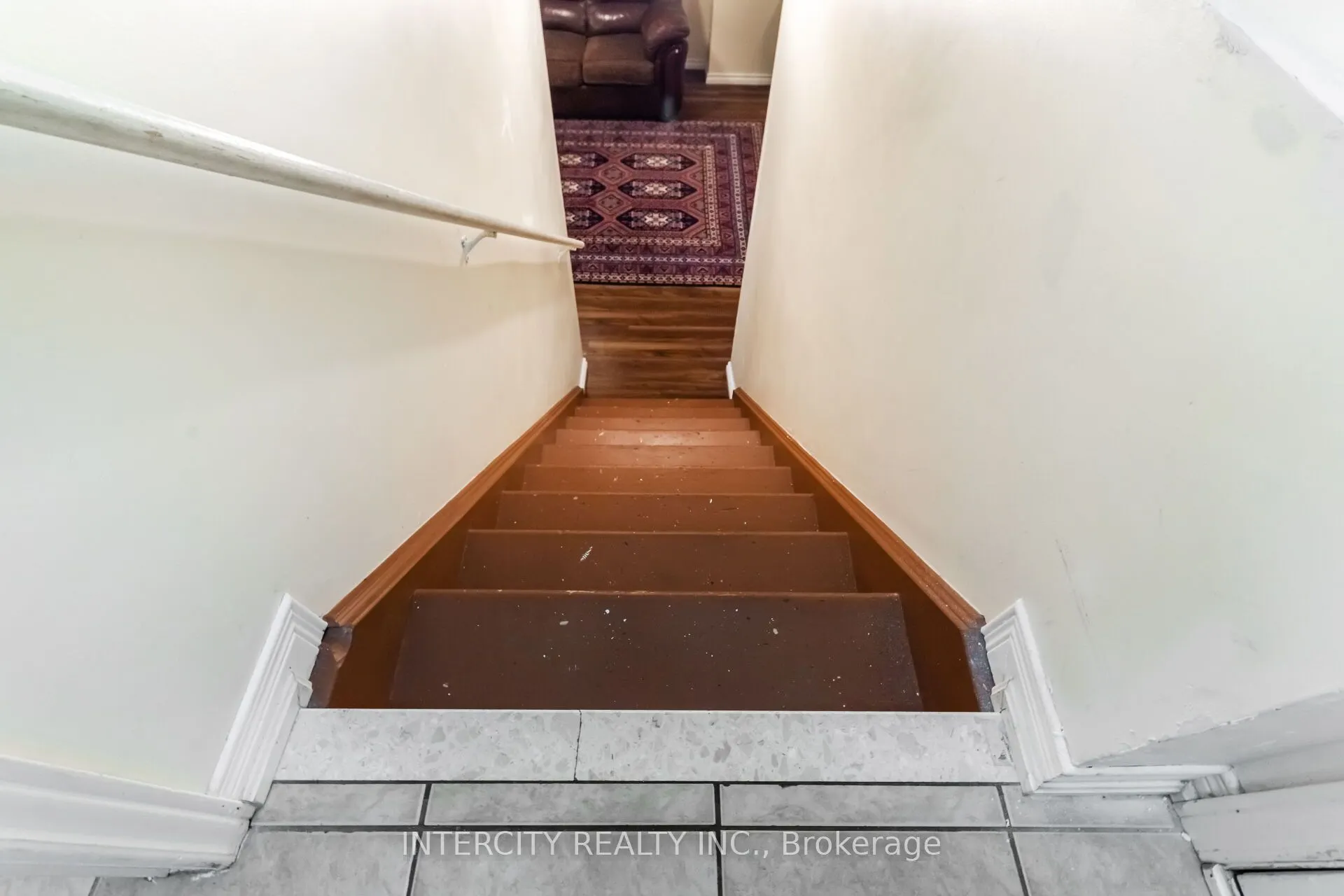 18 Snowshoe Lane