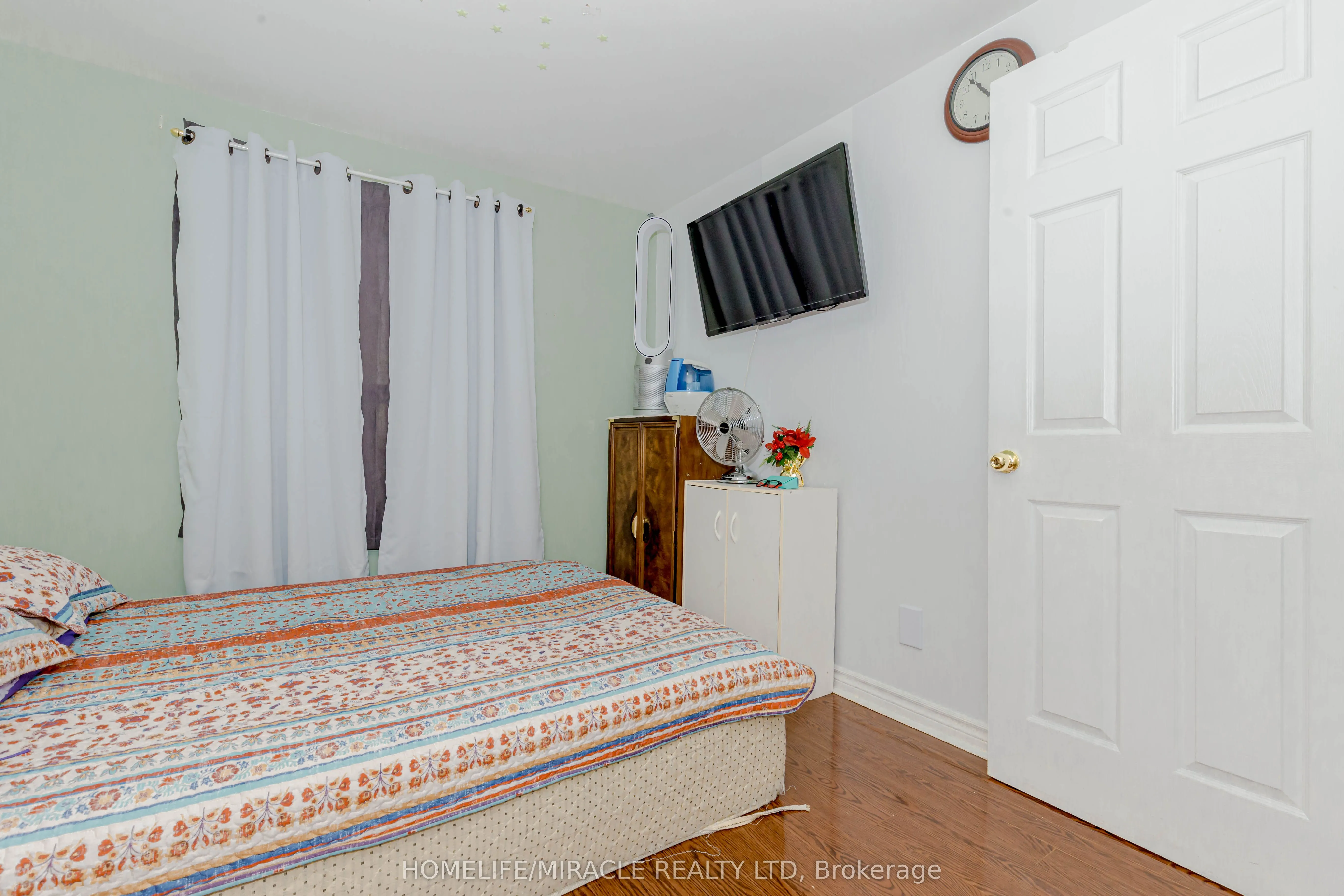 12 Eden Parkway, #12