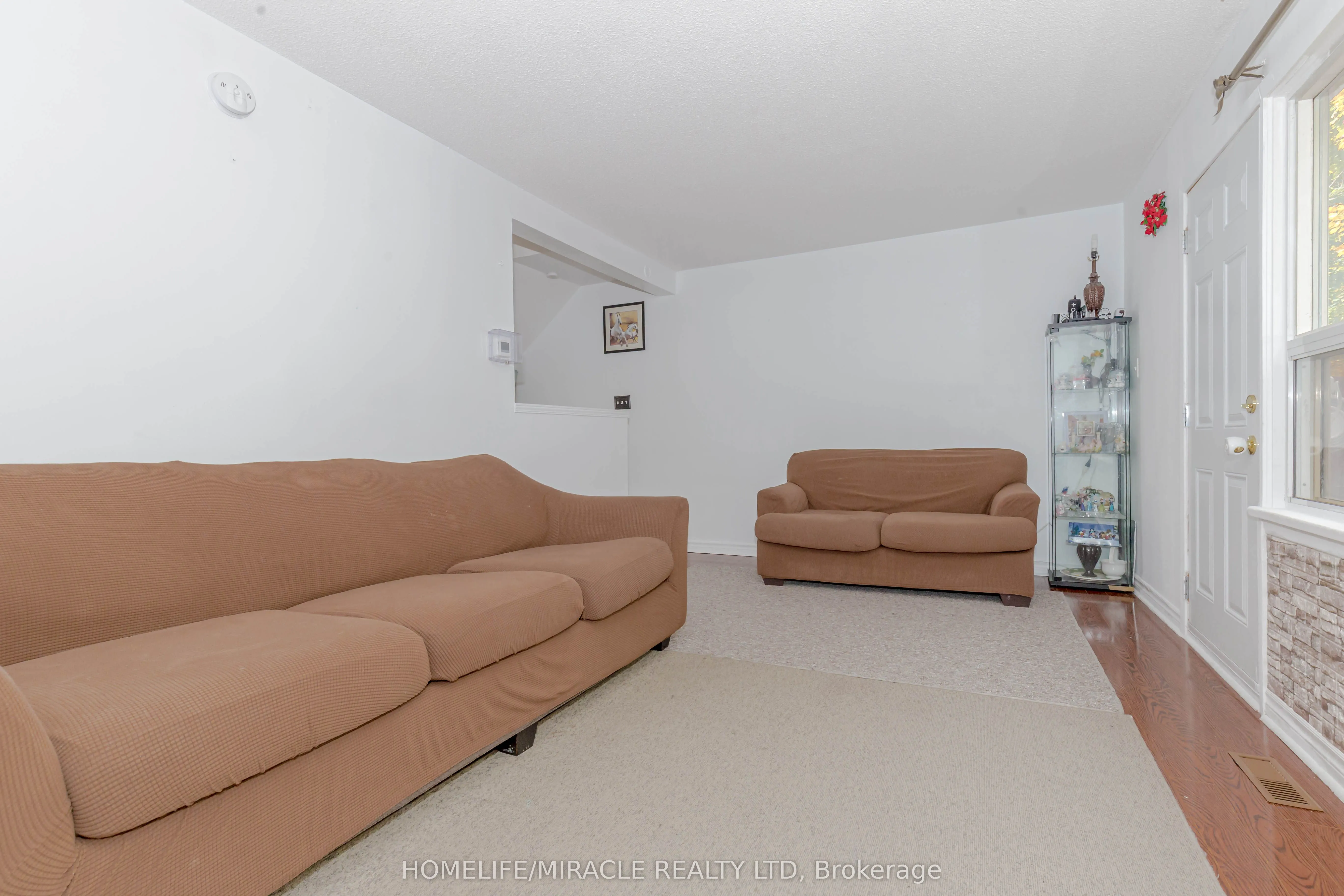 12 Eden Parkway, #12