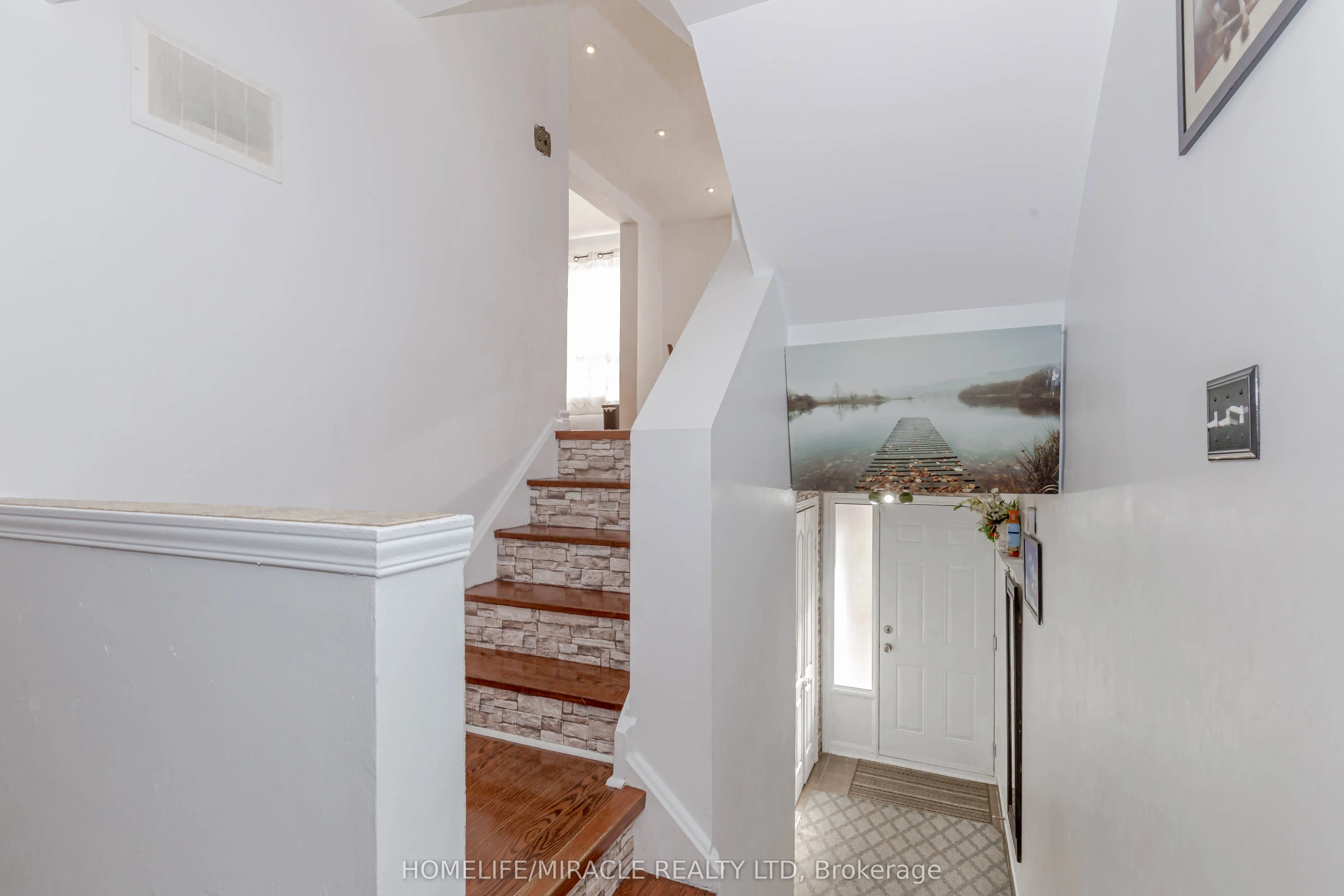 12 Eden Parkway, #12