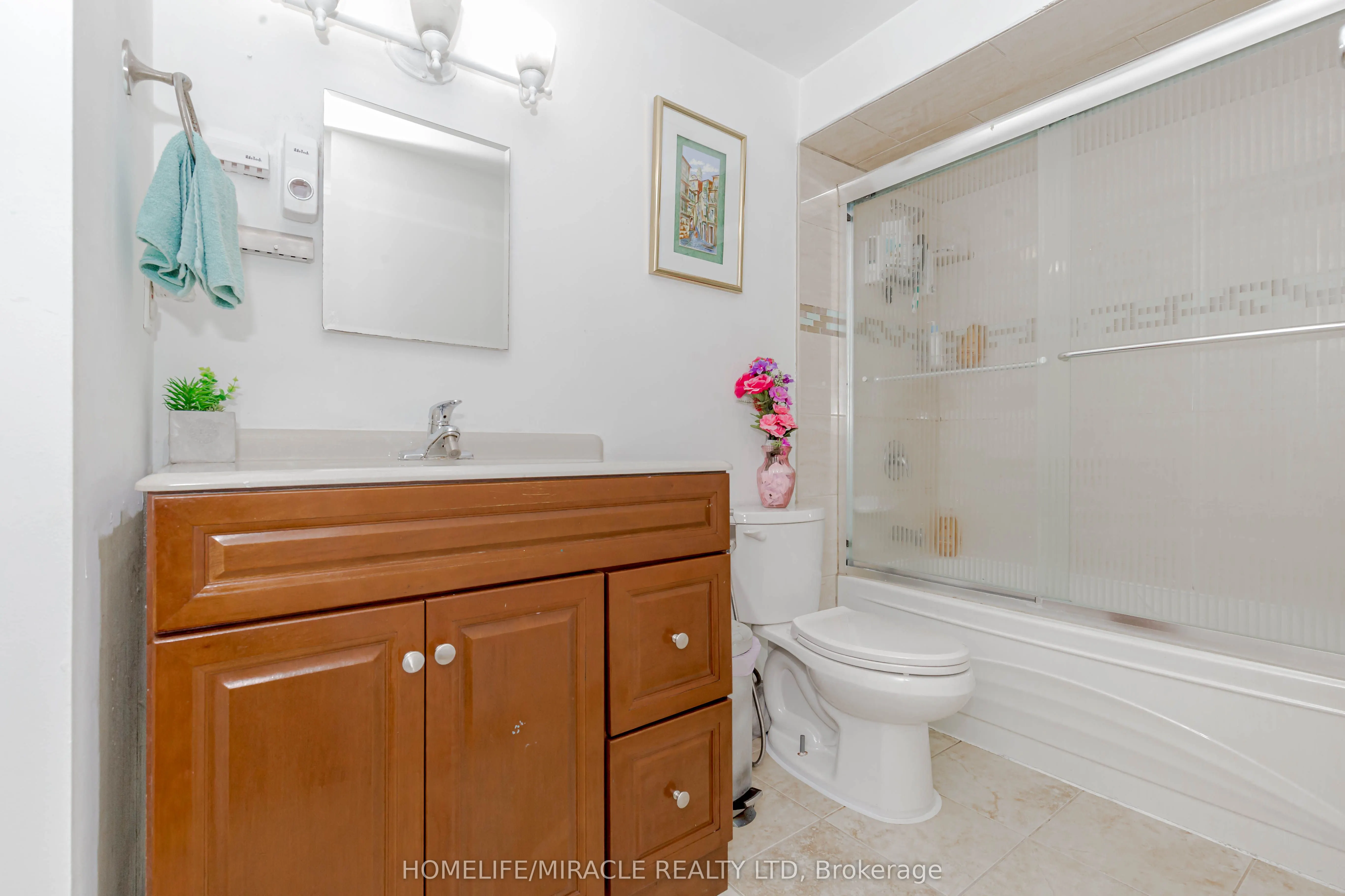 12 Eden Parkway, #12