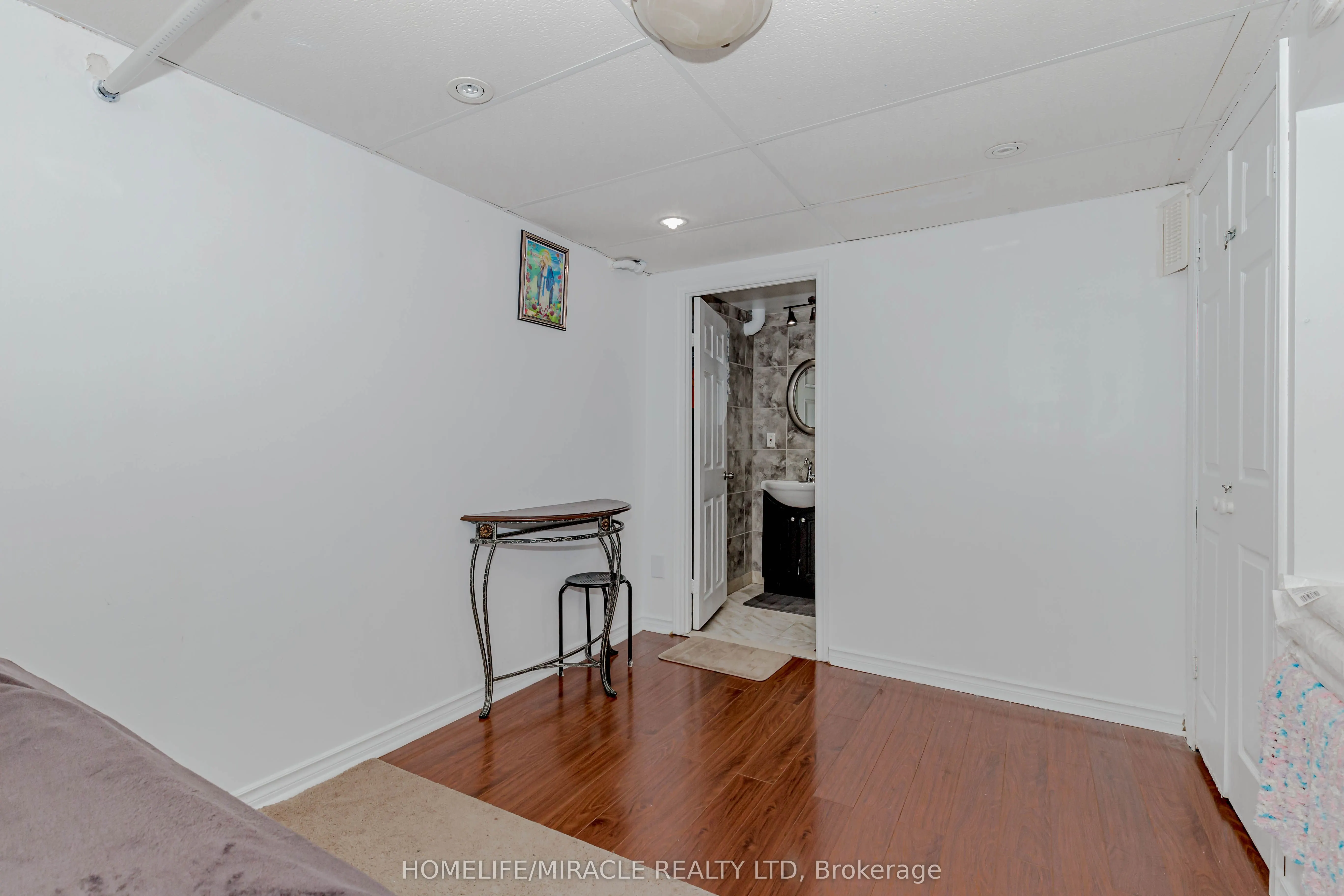 12 Eden Parkway, #12