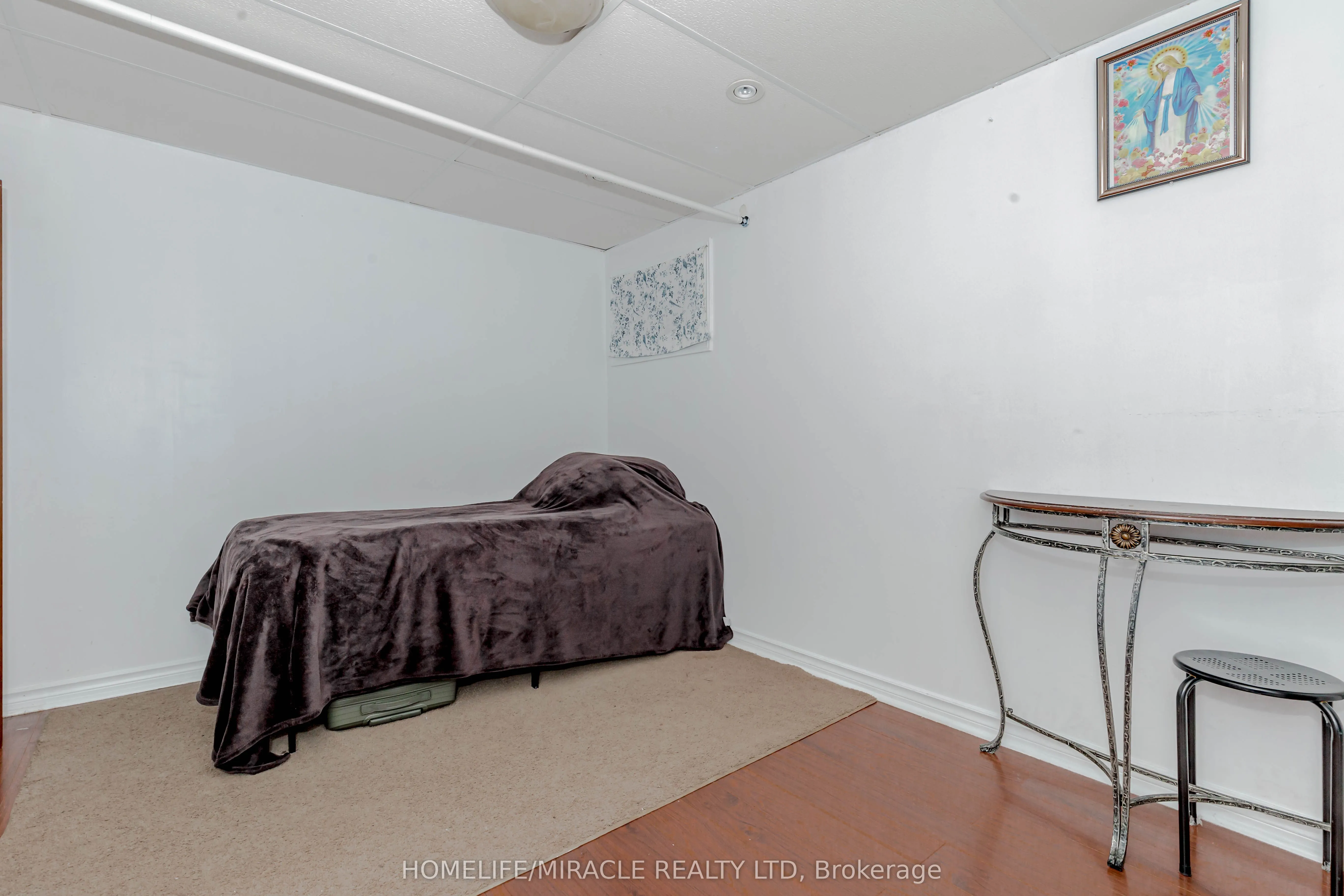 12 Eden Parkway, #12
