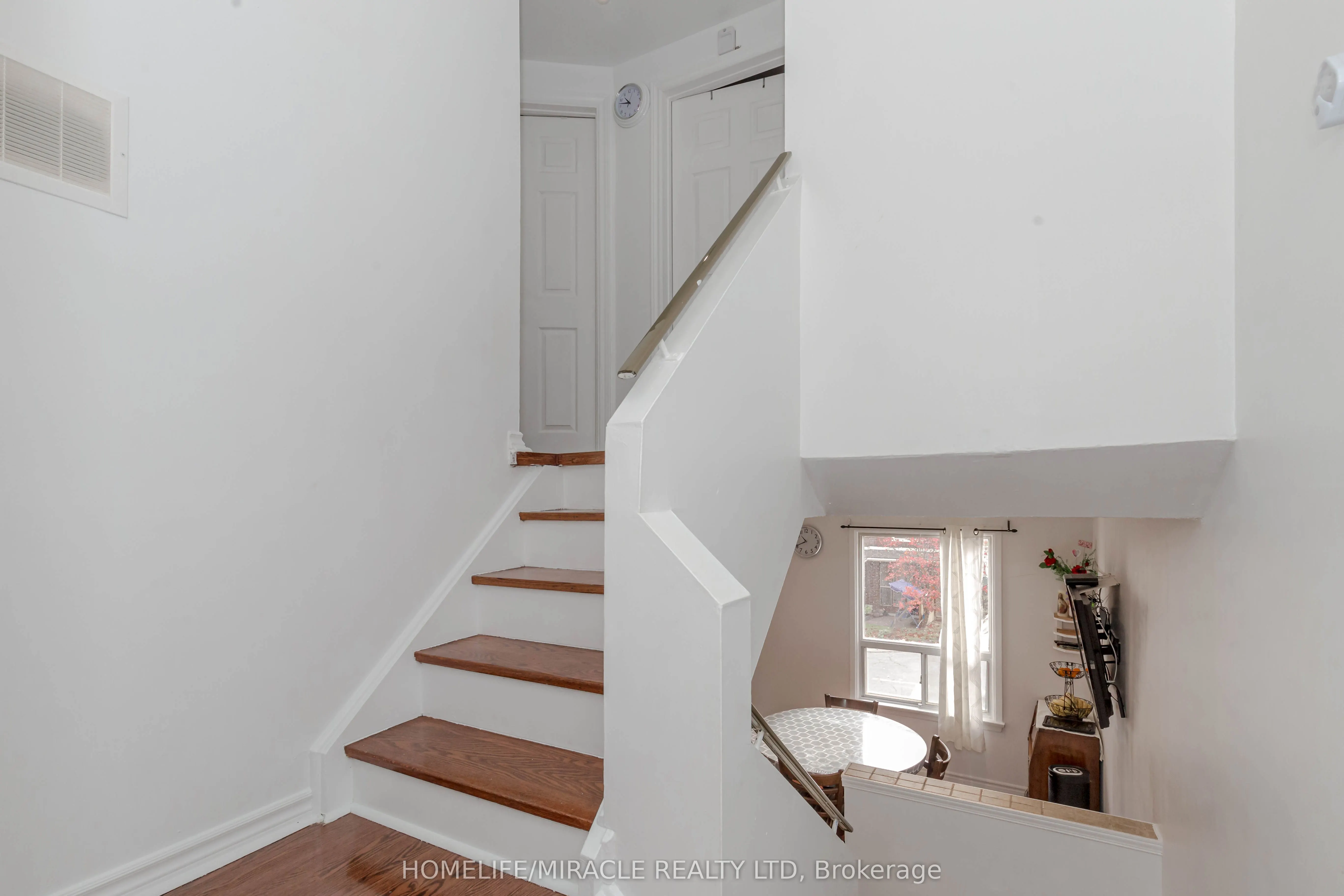 12 Eden Parkway, #12
