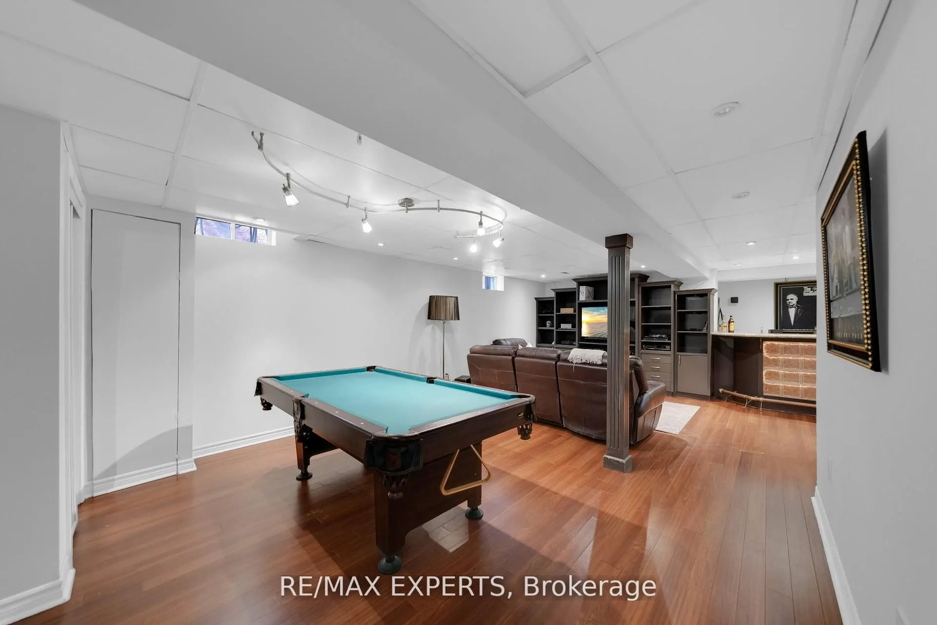 36 Country Stroll Crescent