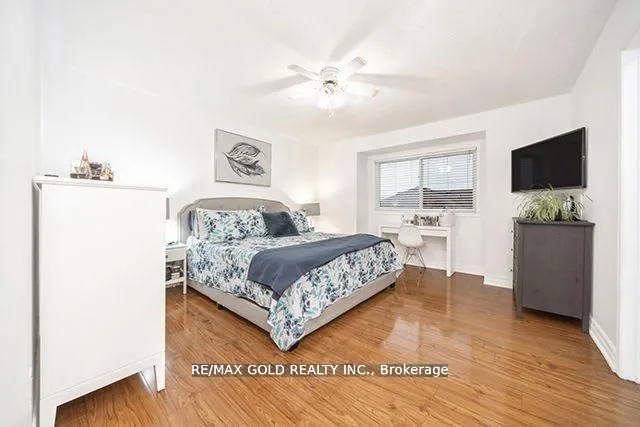 36 Roxton Crescent N