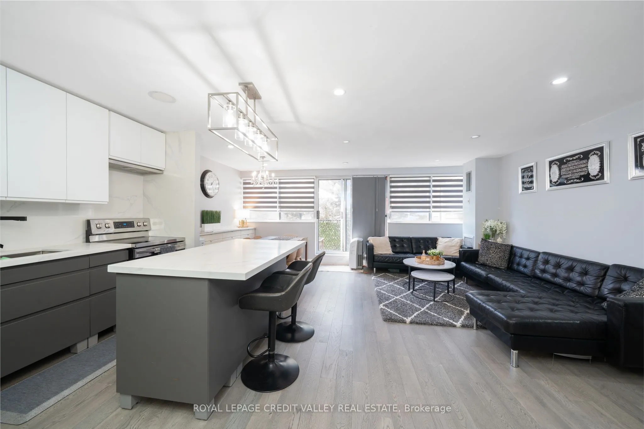 2095 Roche Court, #281