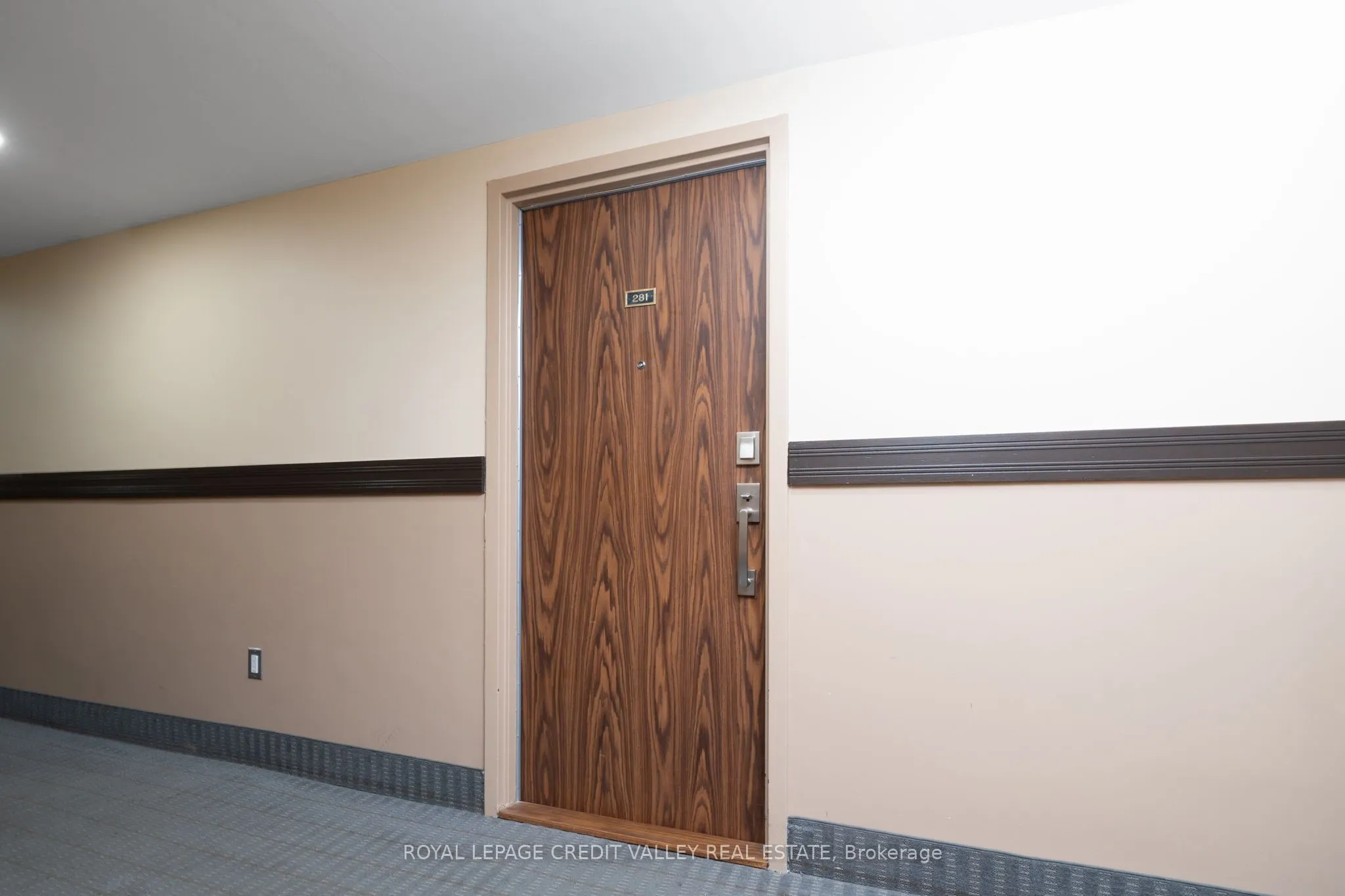2095 Roche Court, #281