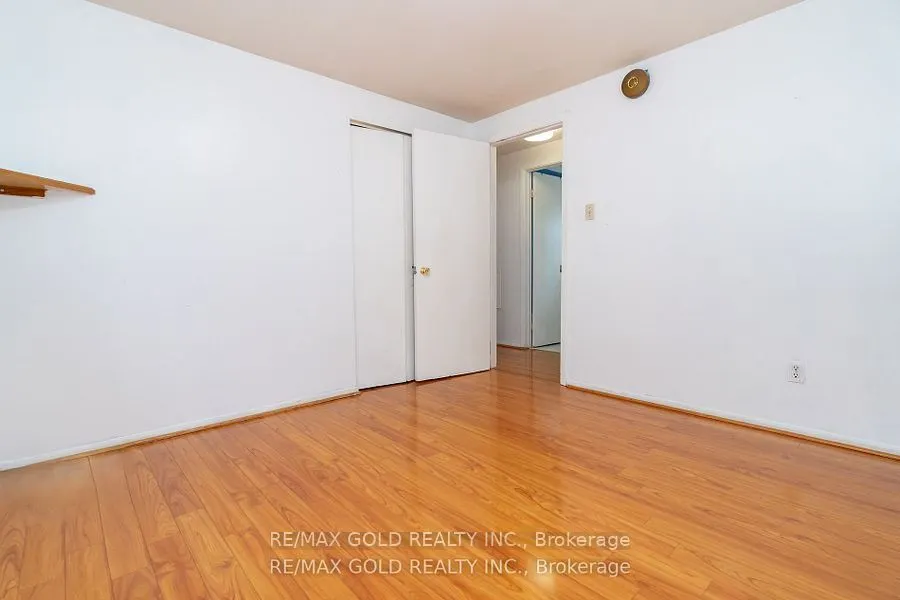 10 Edenridge Drive