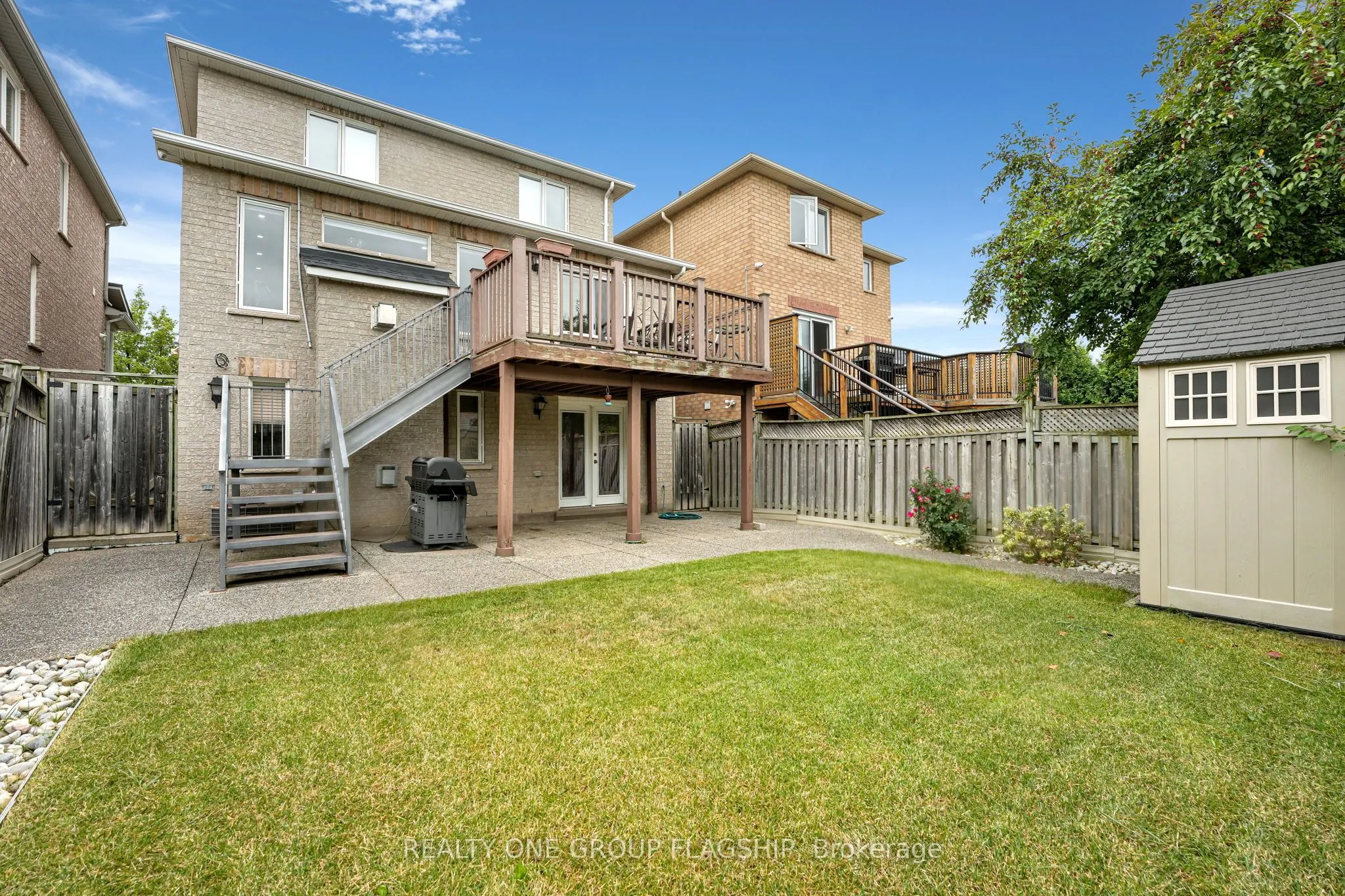 1128 Knotty Pine Grove