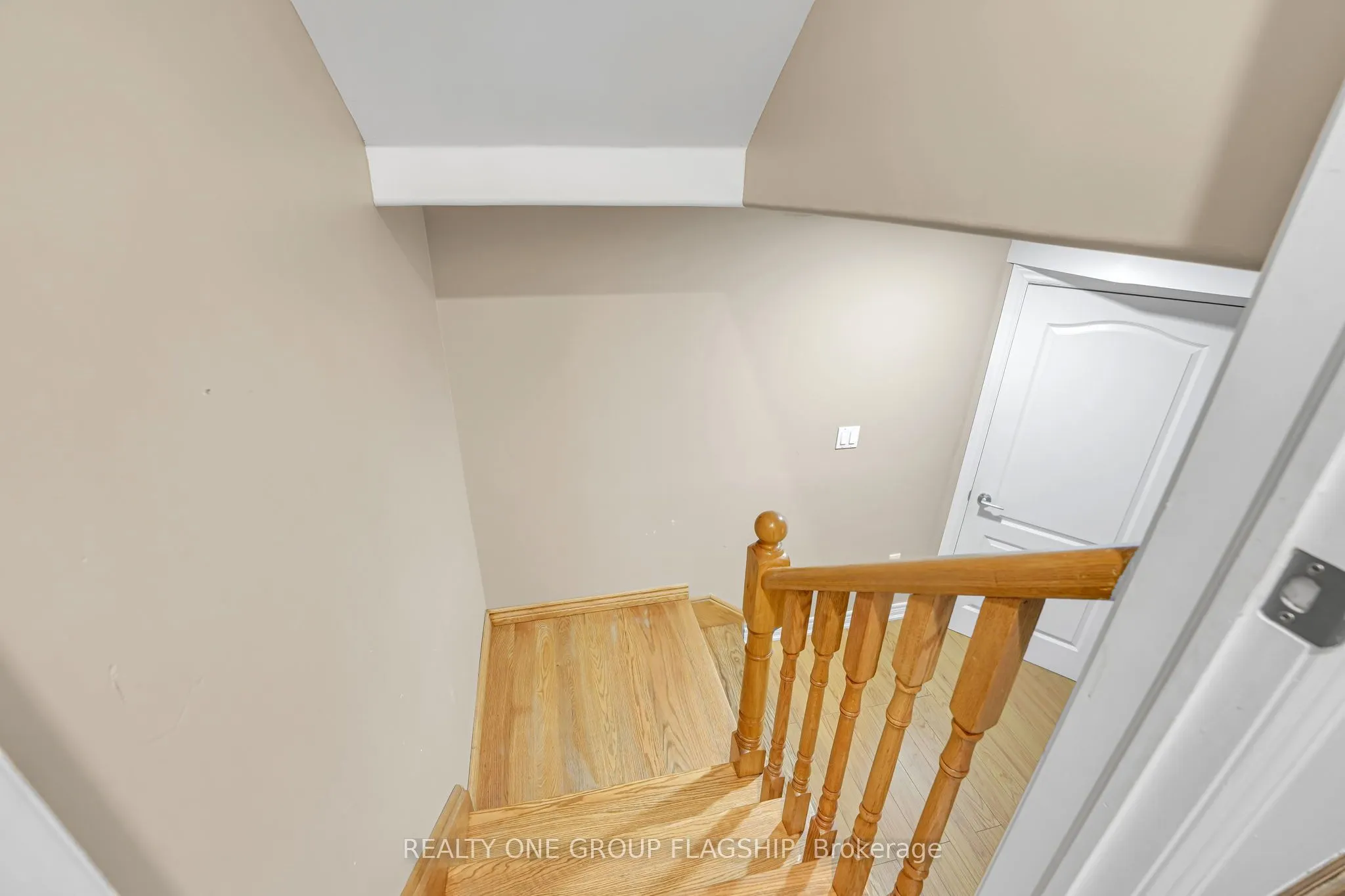 1128 Knotty Pine Grove