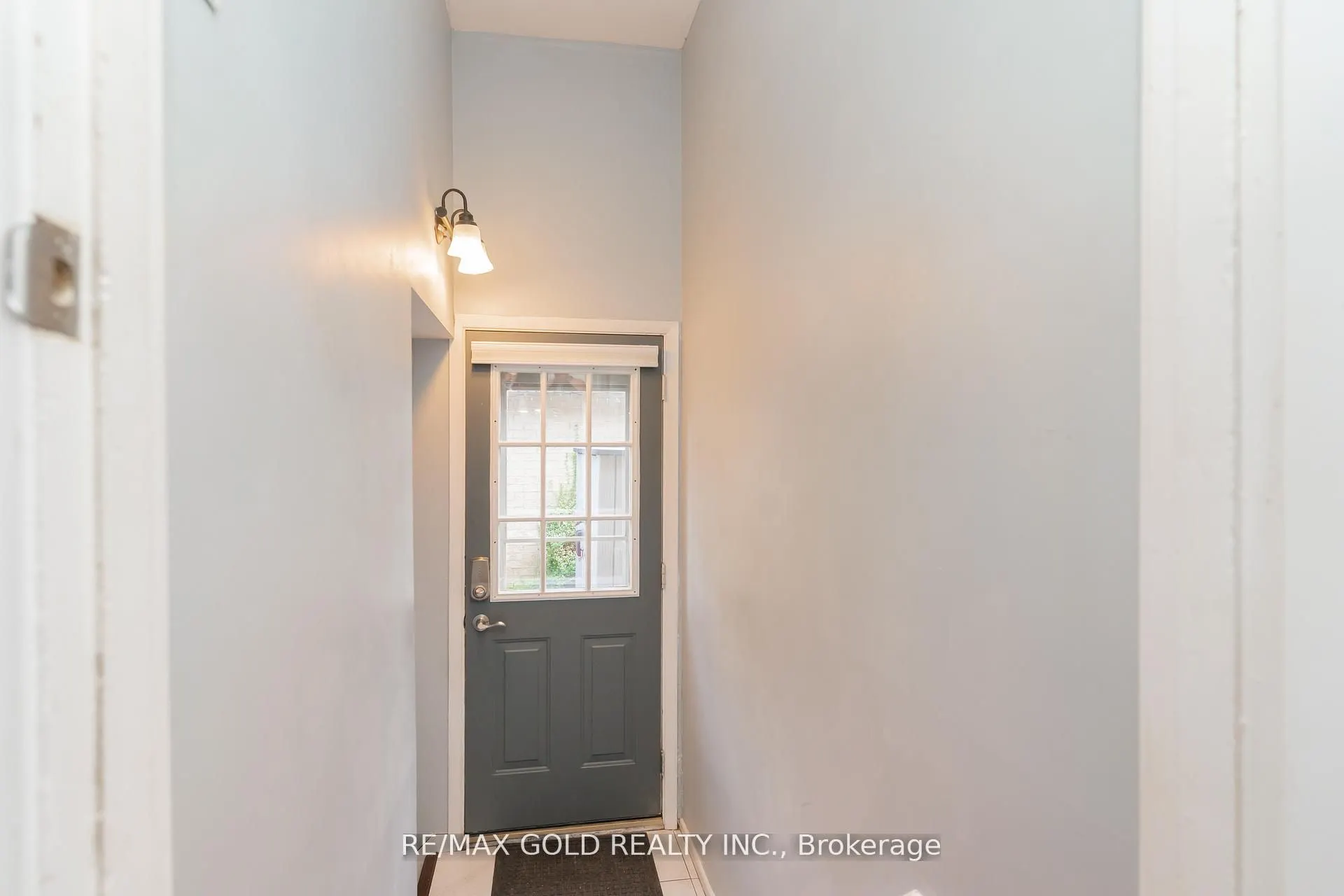9 Ashwood Crescent