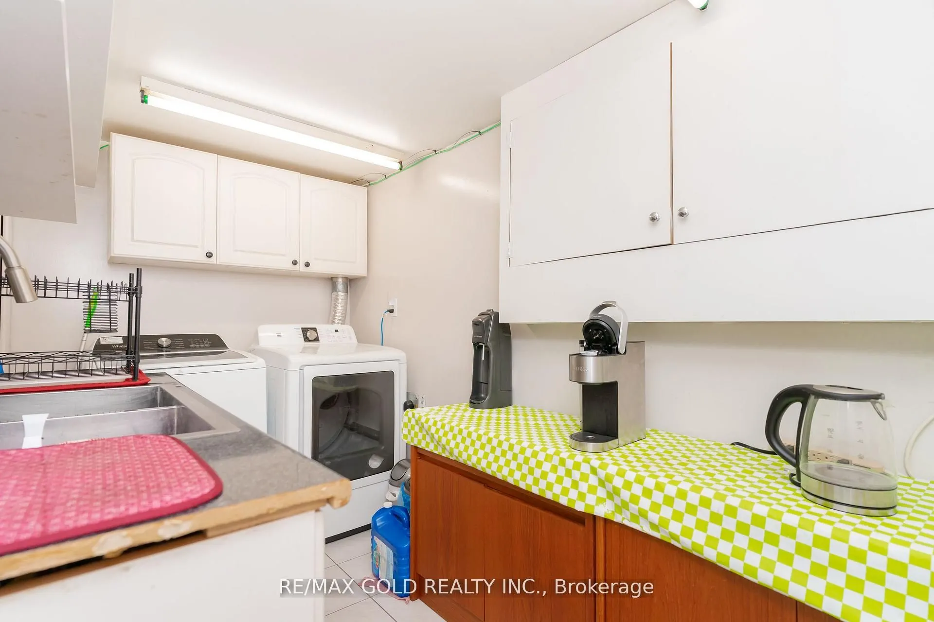 9 Ashwood Crescent