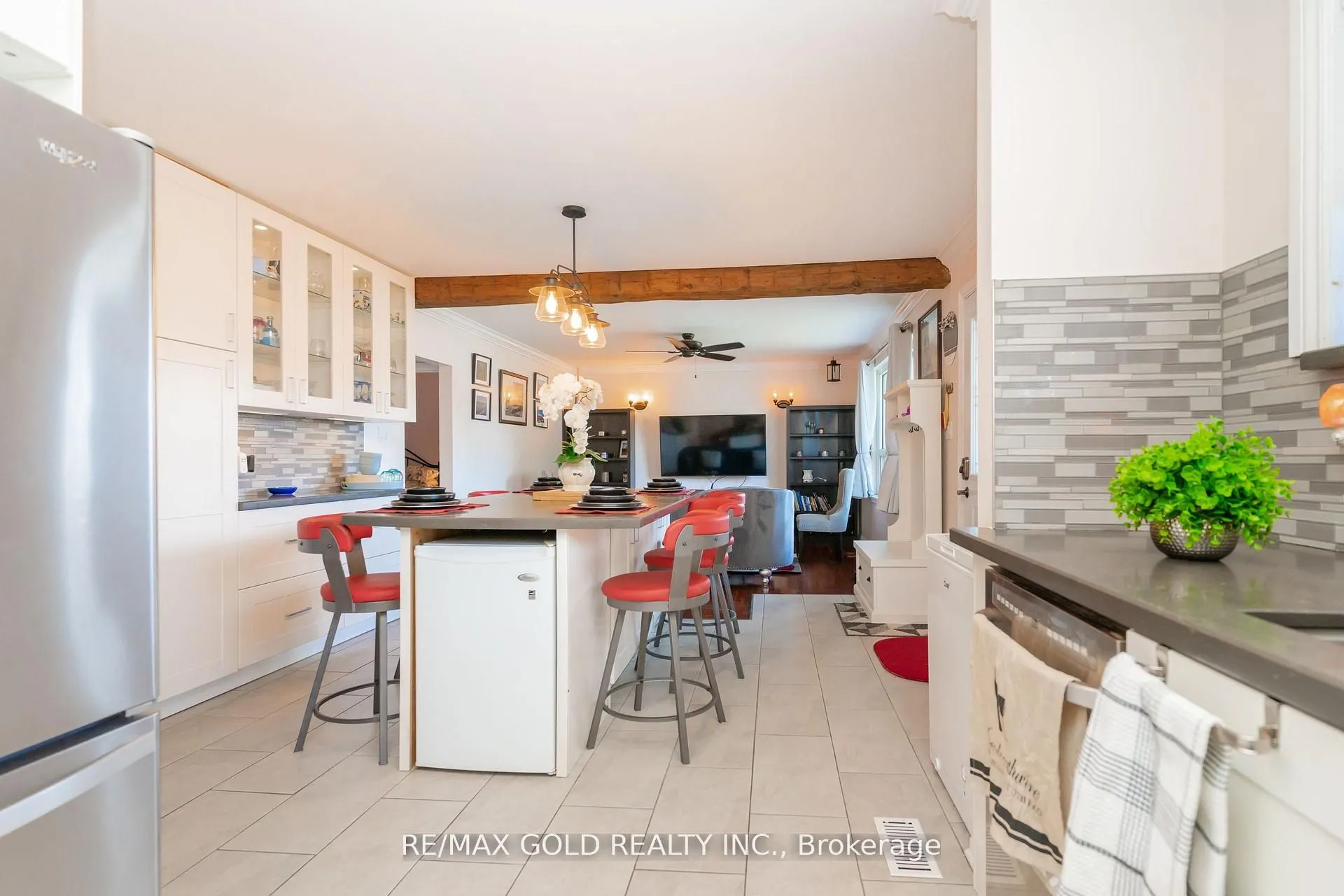 9 Ashwood Crescent