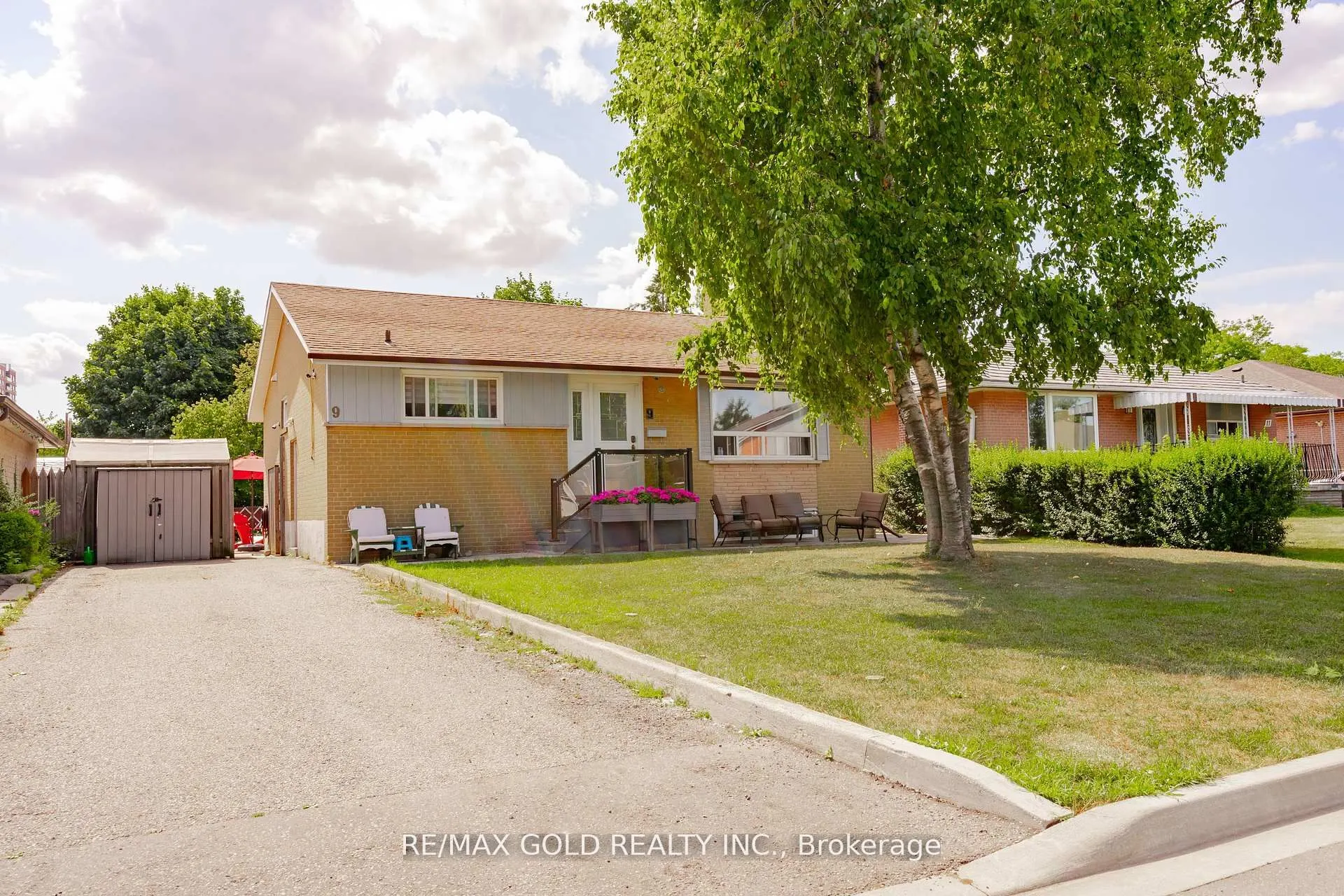 9 Ashwood Crescent