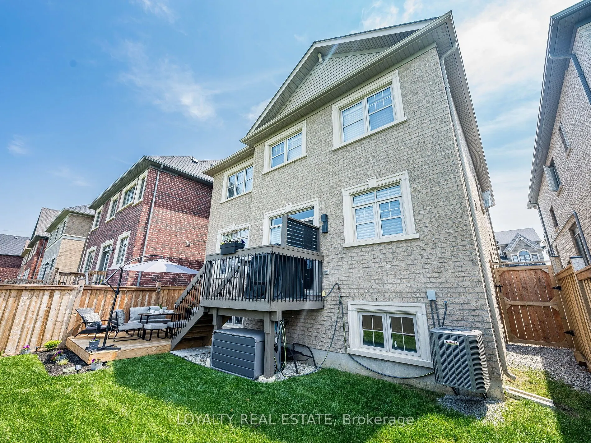 12 Wainwright Drive