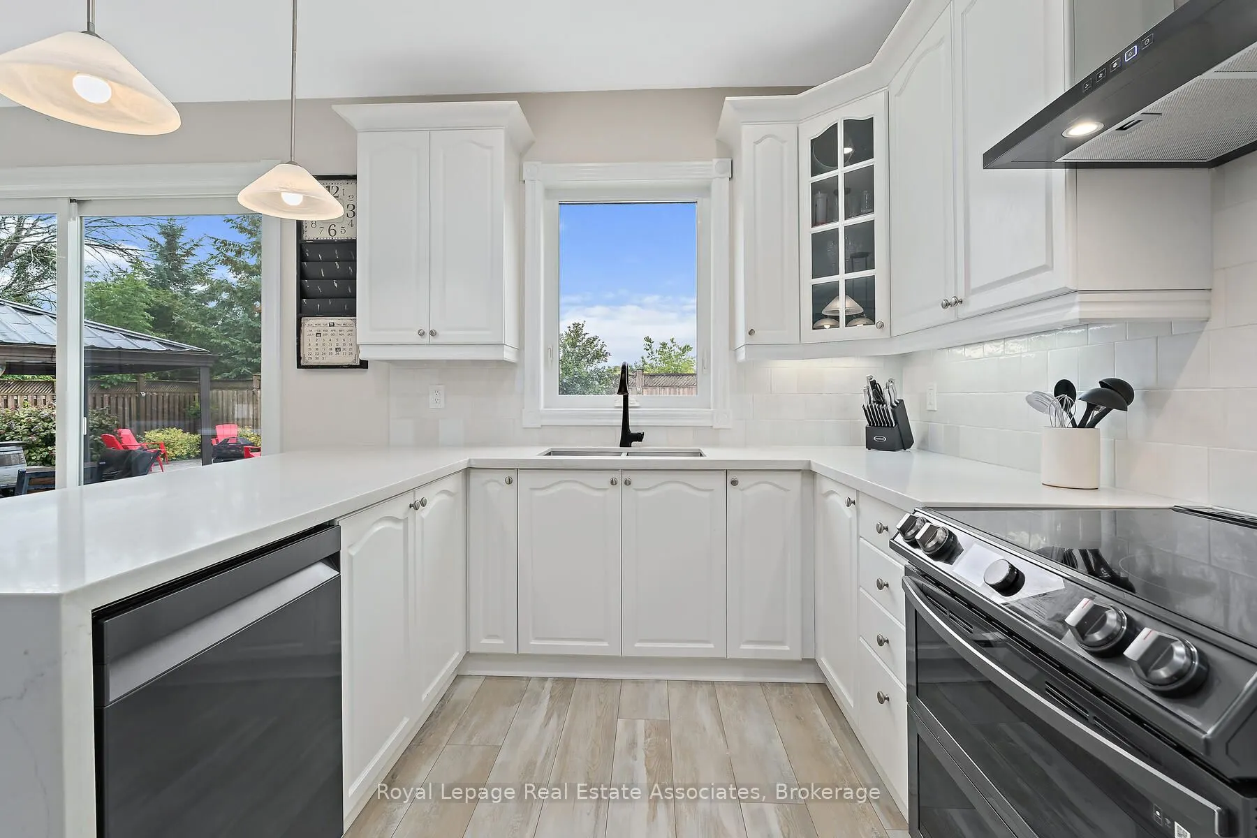 27 Browns Crescent