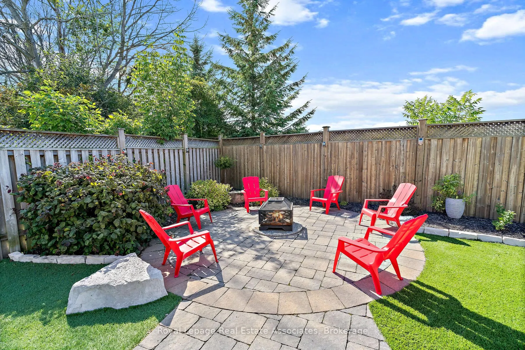 27 Browns Crescent