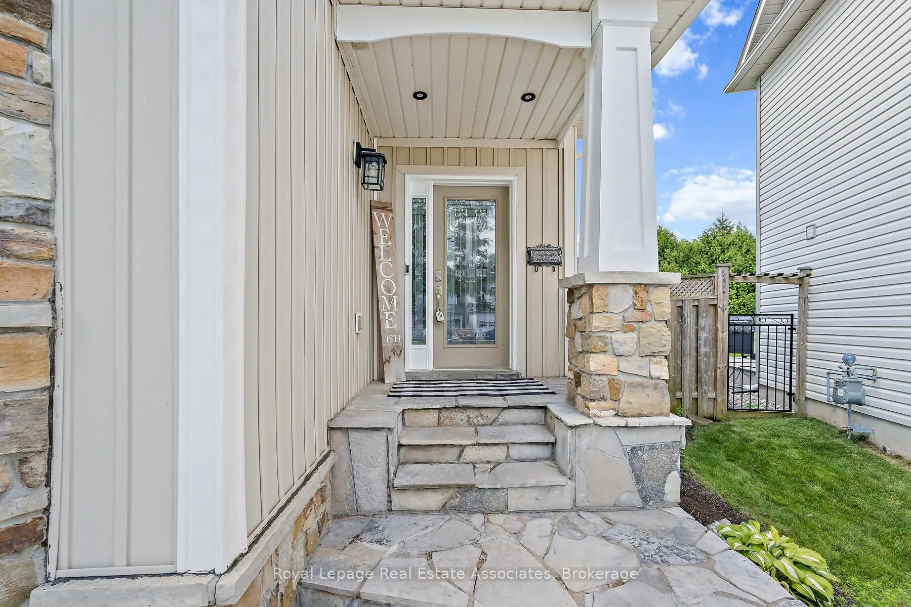 27 Browns Crescent