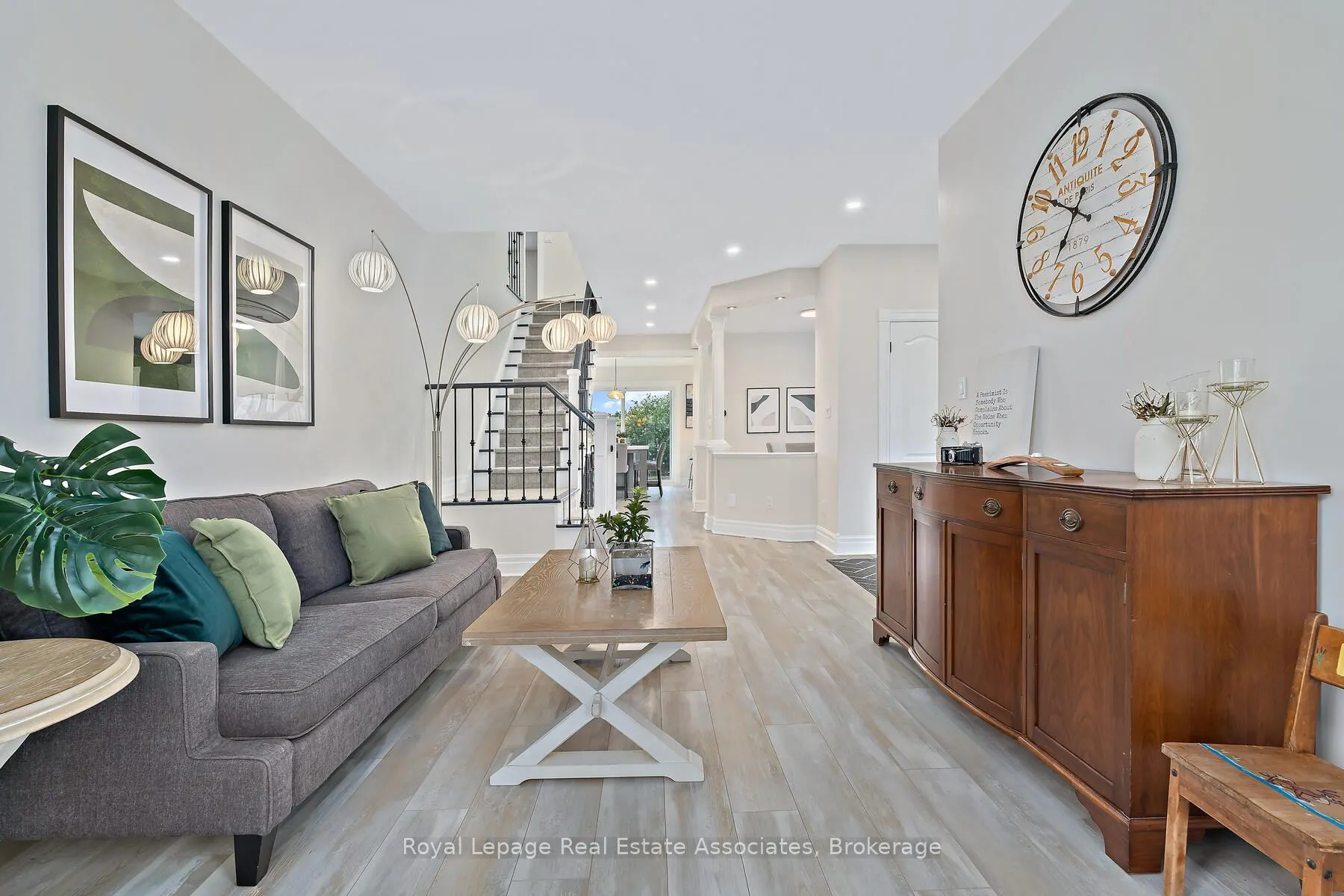 27 Browns Crescent