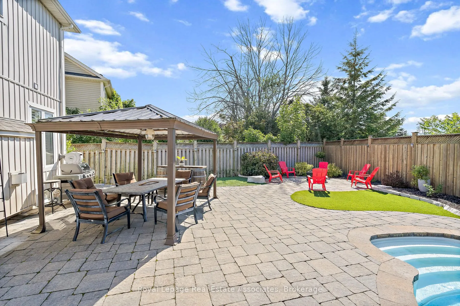 27 Browns Crescent