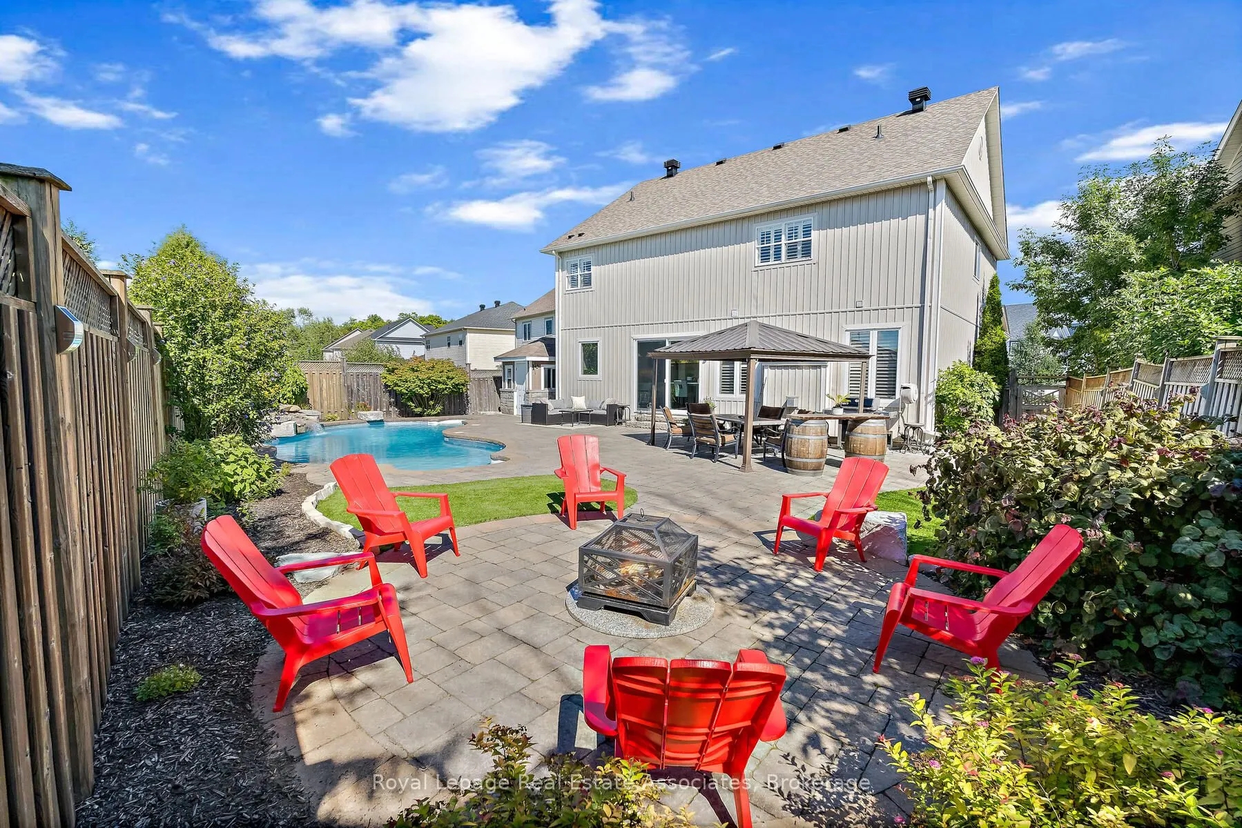 27 Browns Crescent