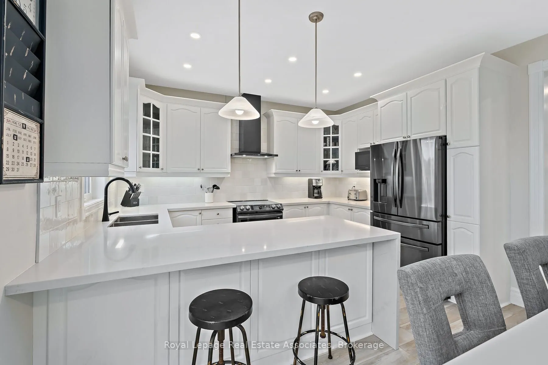 27 Browns Crescent