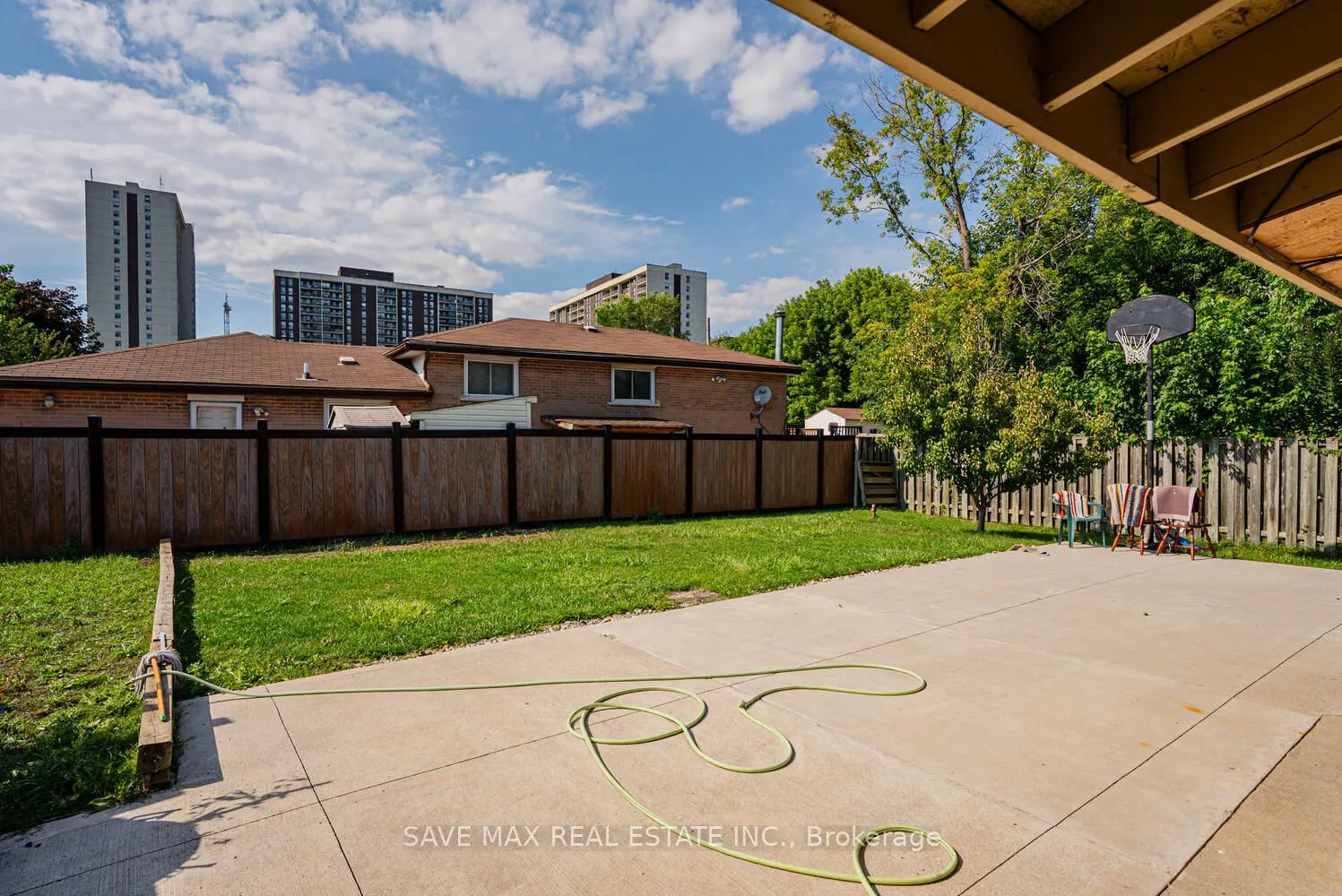 88 Cloverdale Drive
