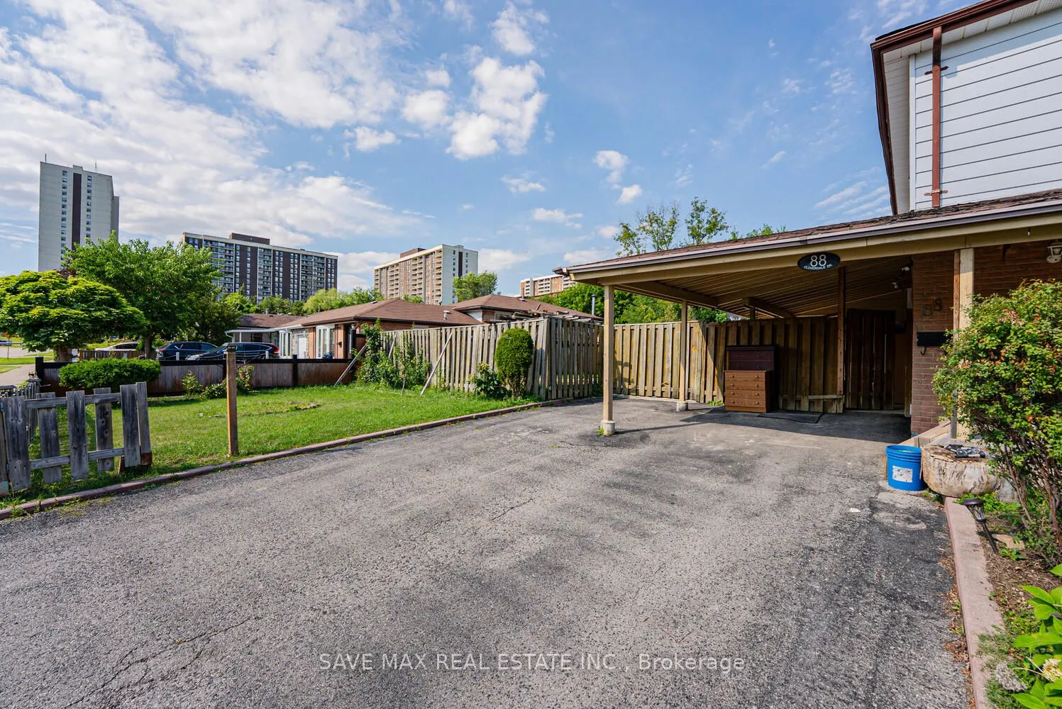 88 Cloverdale Drive