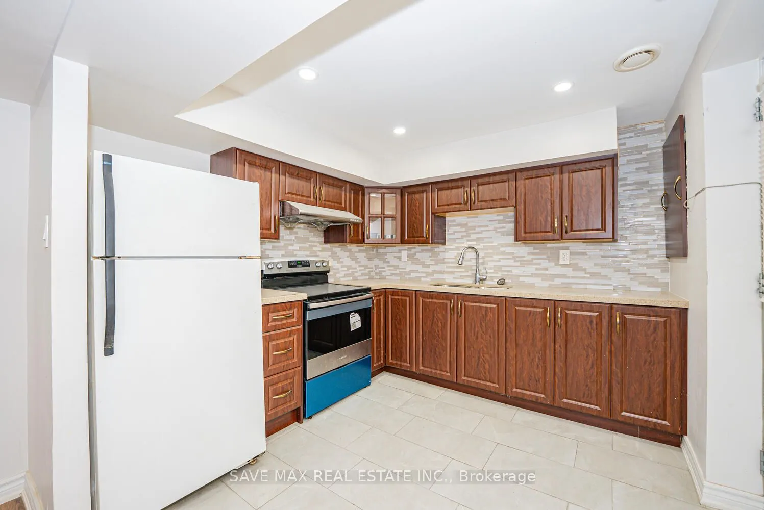 88 Cloverdale Drive