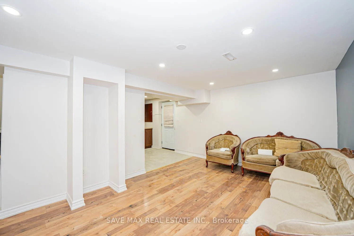 88 Cloverdale Drive