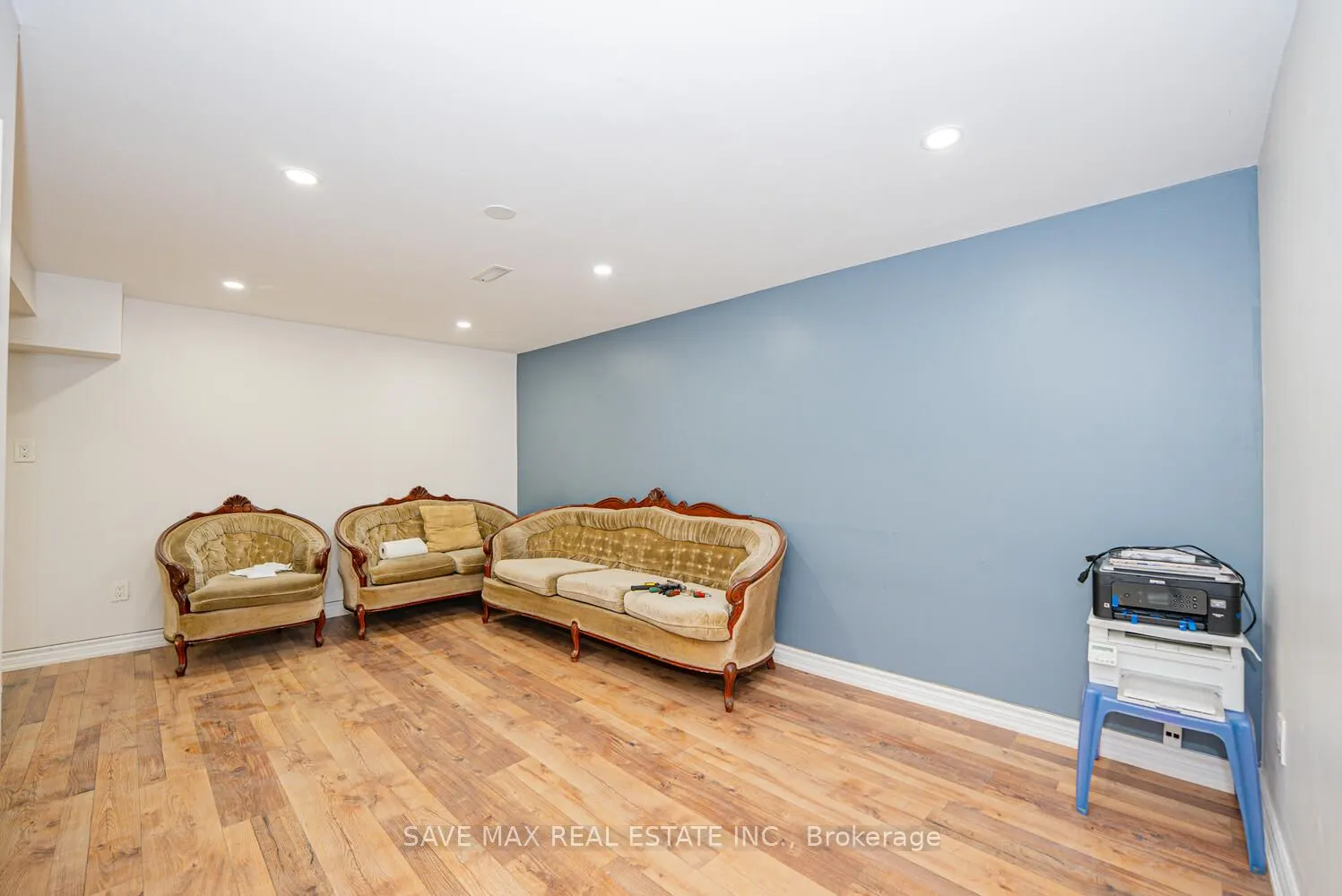 88 Cloverdale Drive