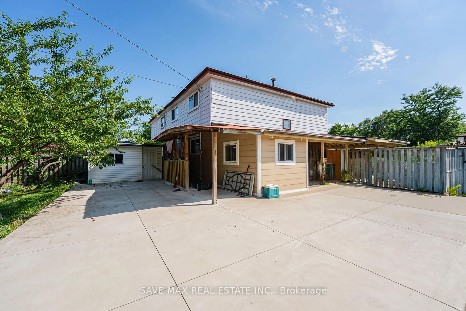 88 Cloverdale Drive
