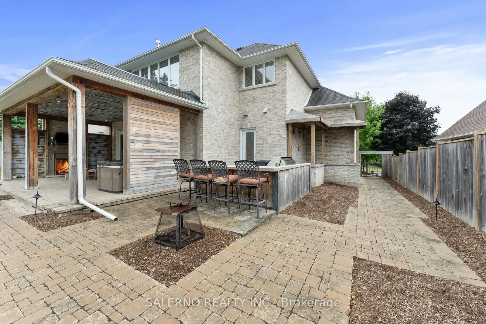 7 Dolan Drive