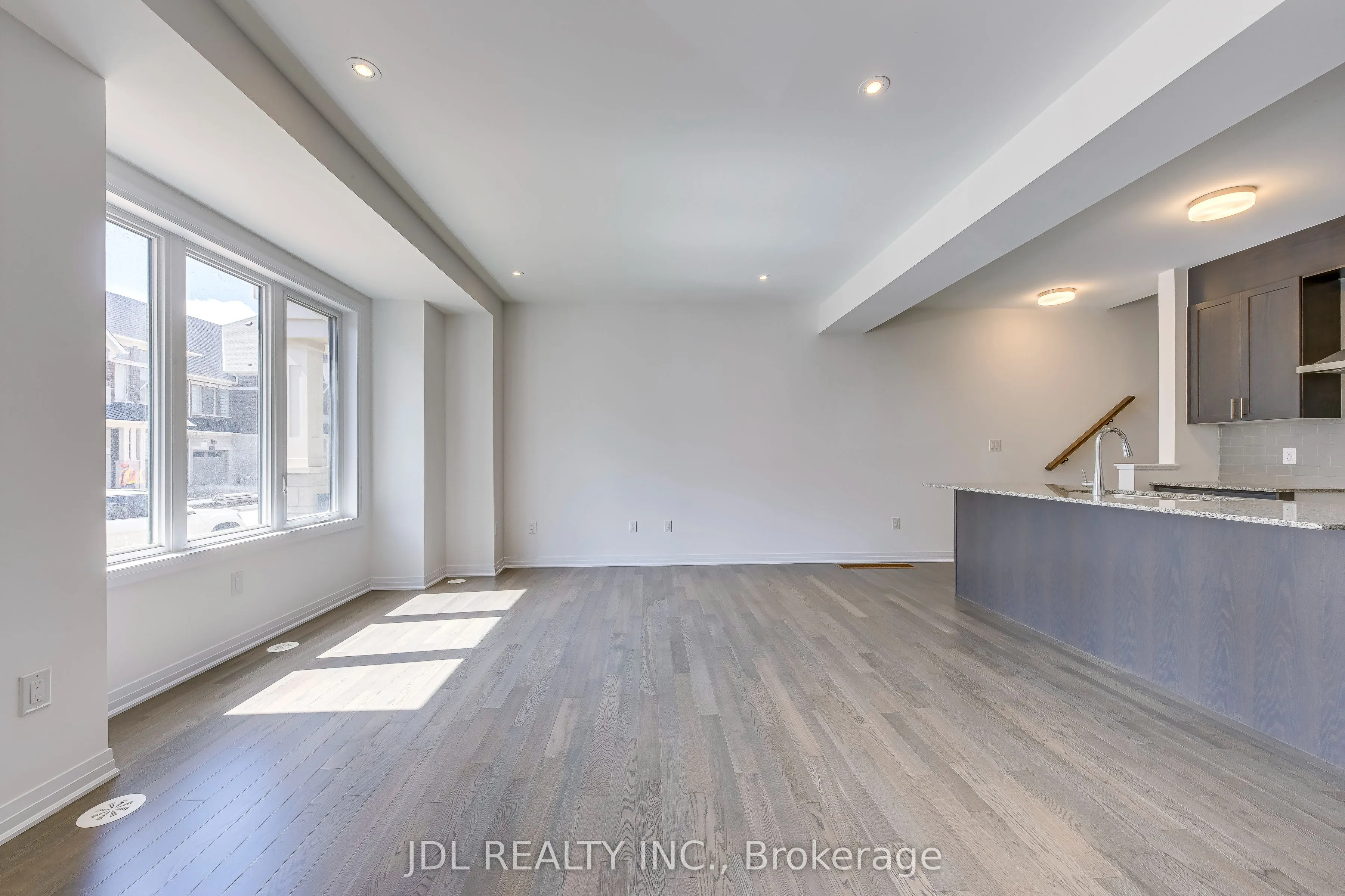 3259 Crystal Drive