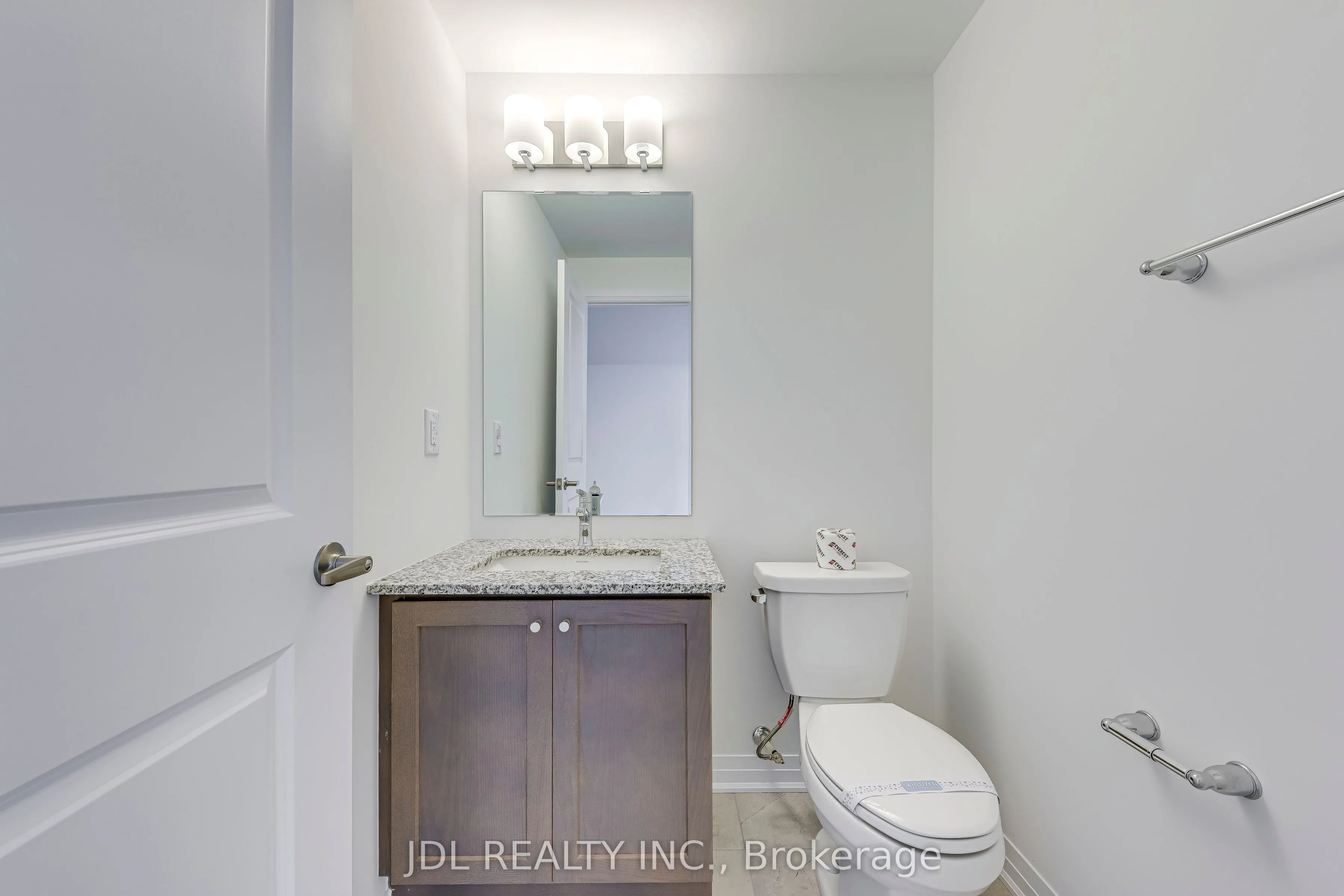 3259 Crystal Drive