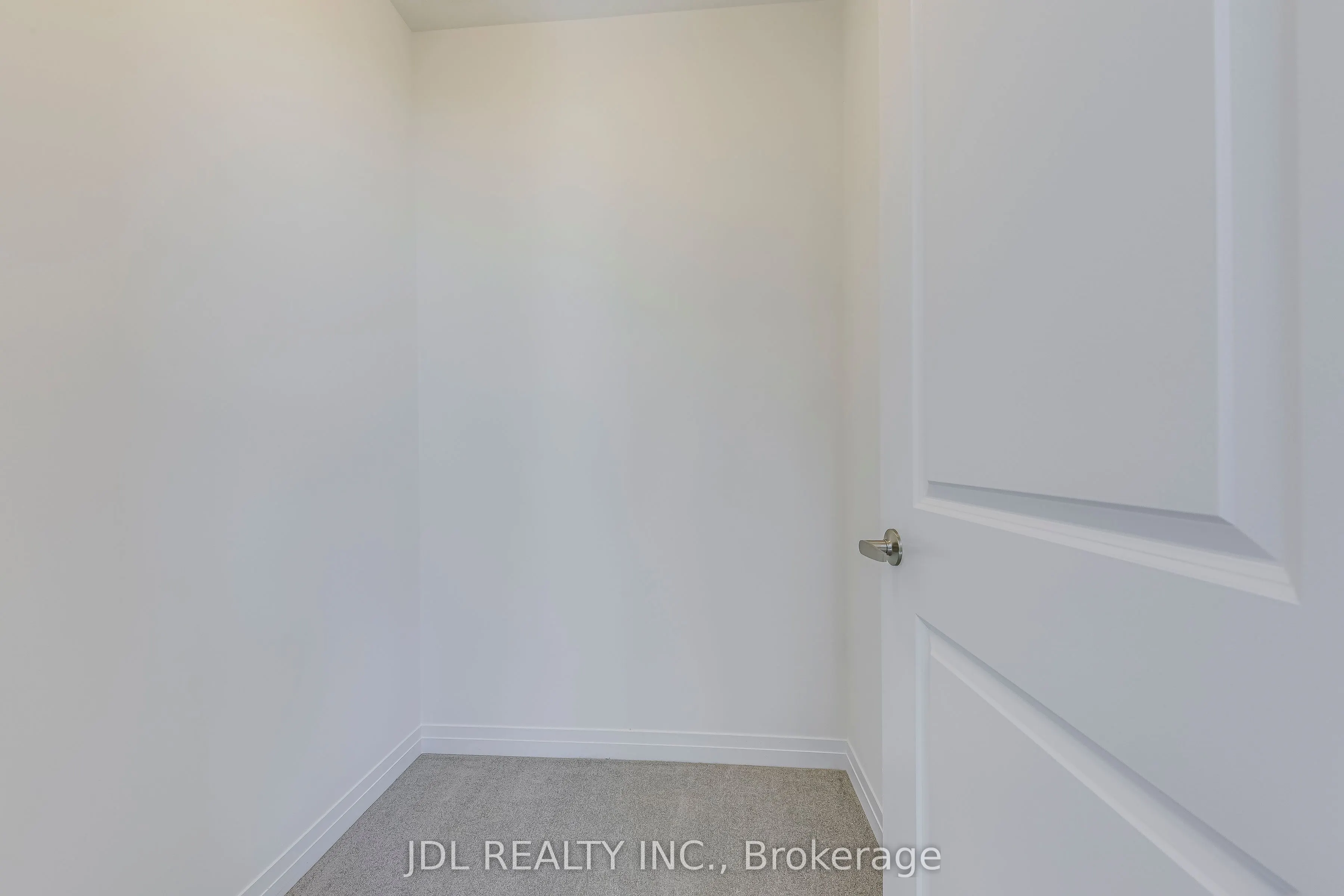 3259 Crystal Drive