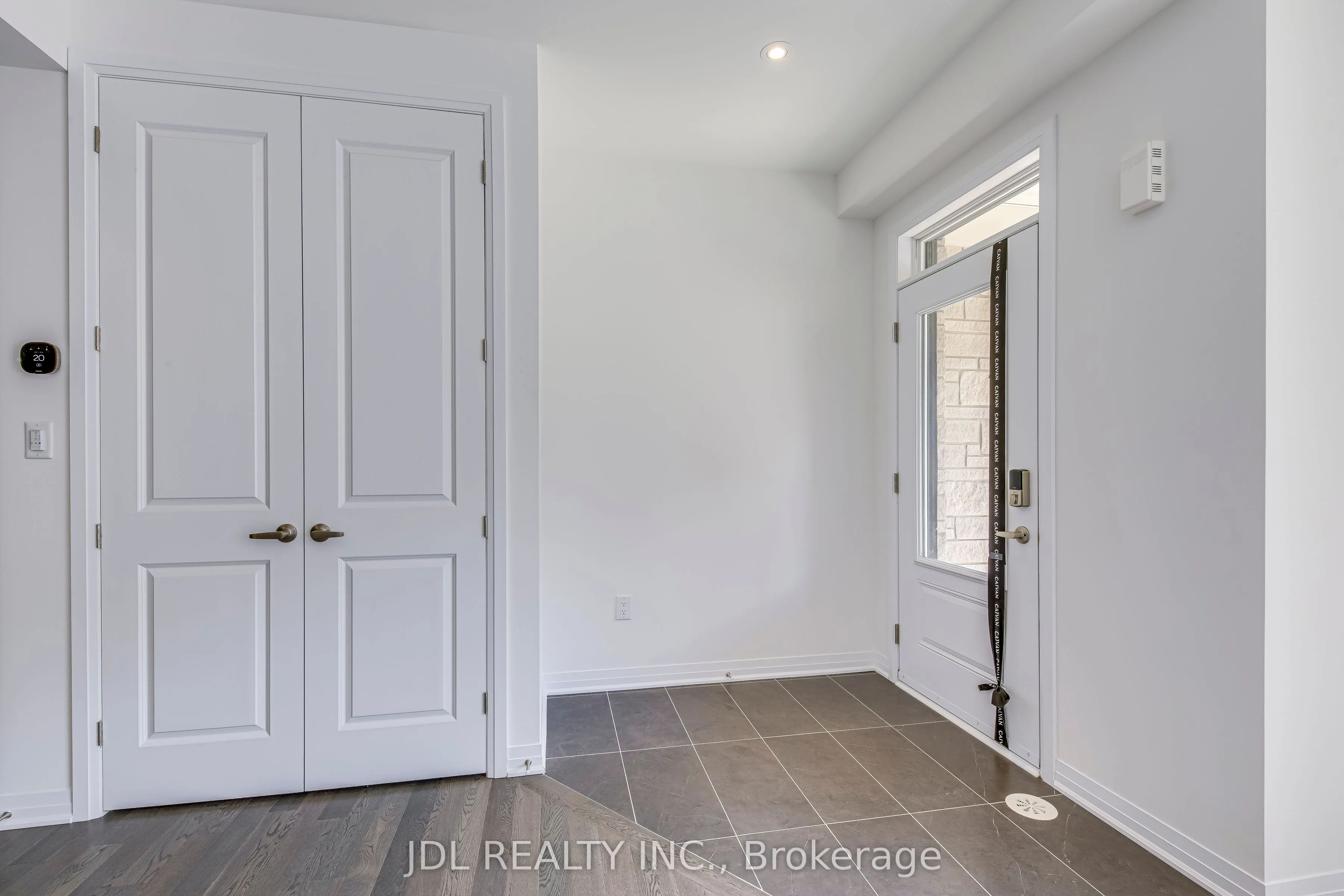 3259 Crystal Drive