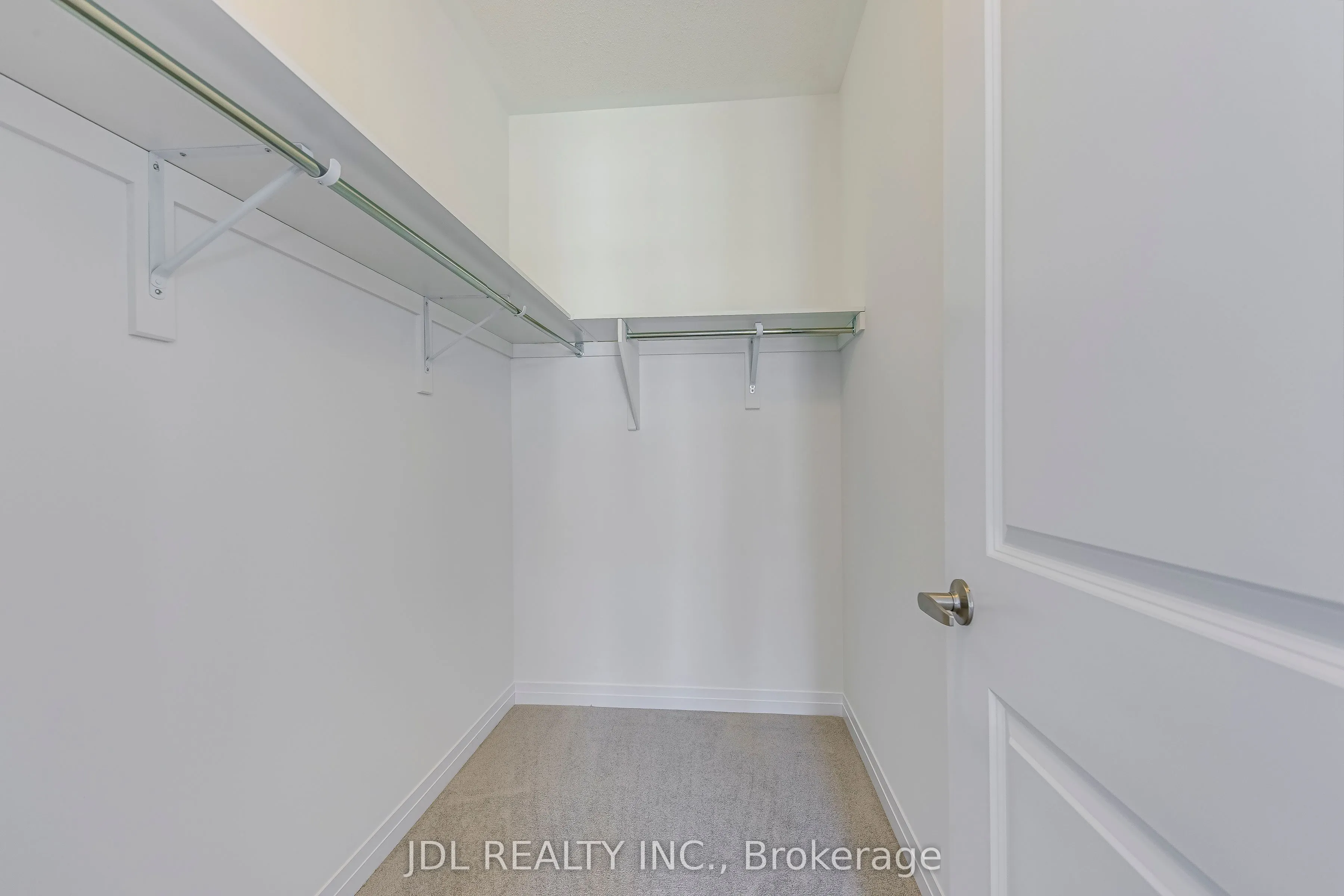 3259 Crystal Drive