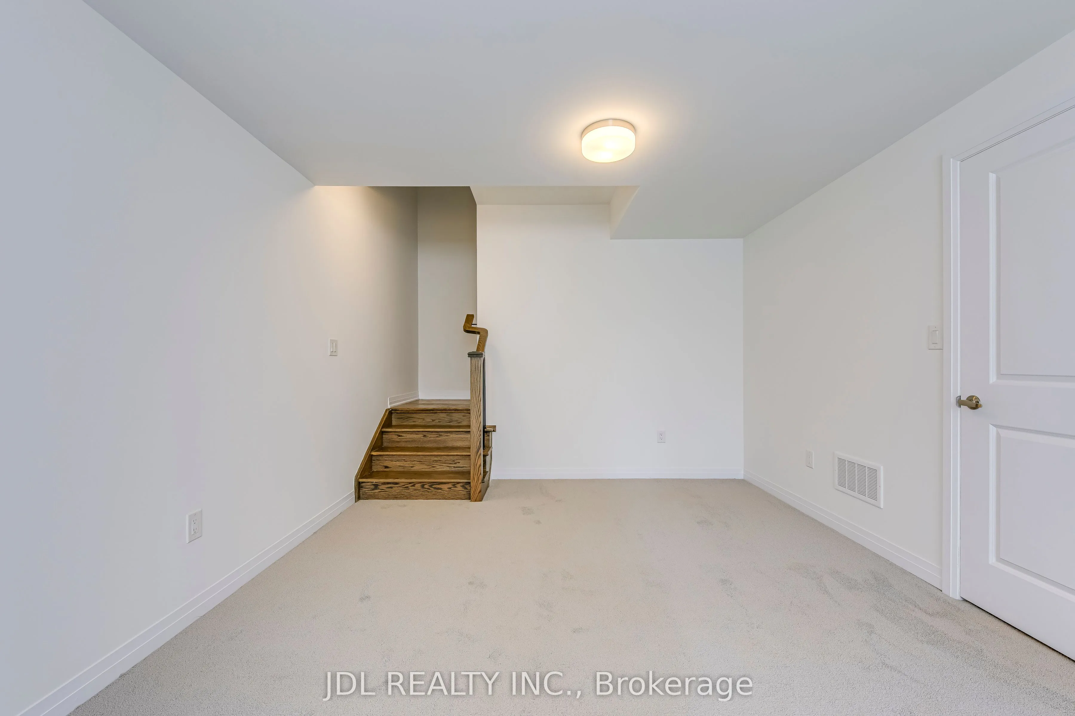 3259 Crystal Drive