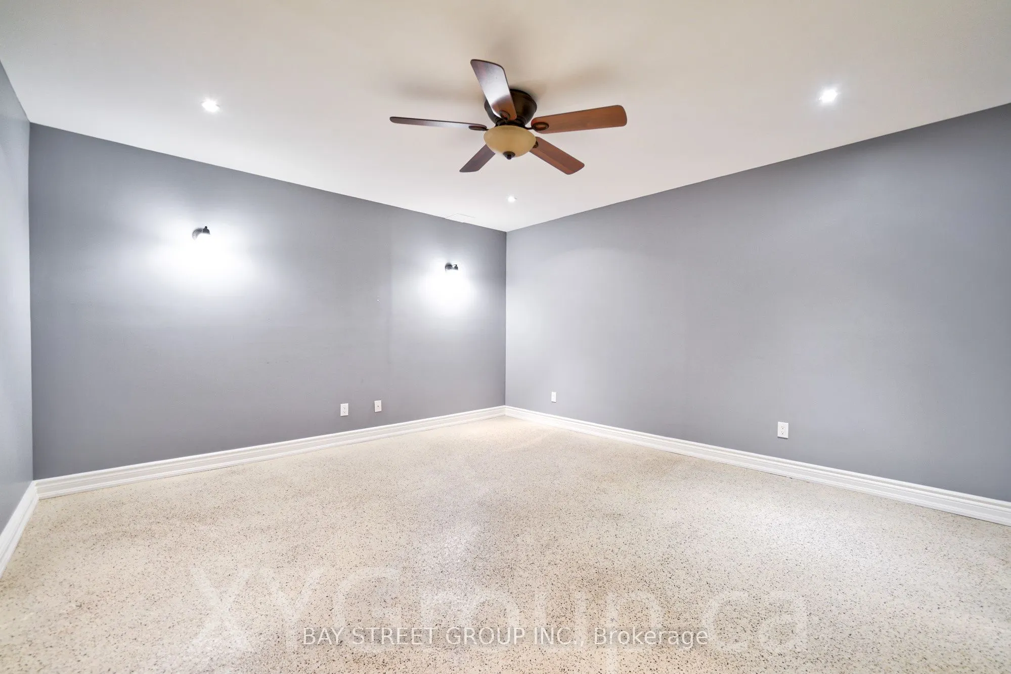 2273 Woodfield Road