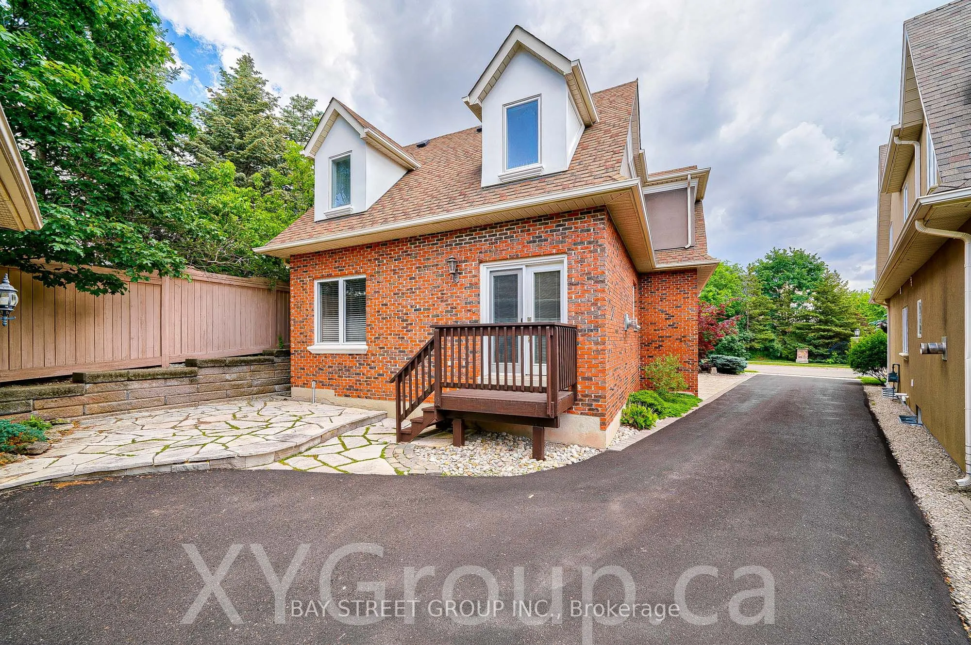 2273 Woodfield Road