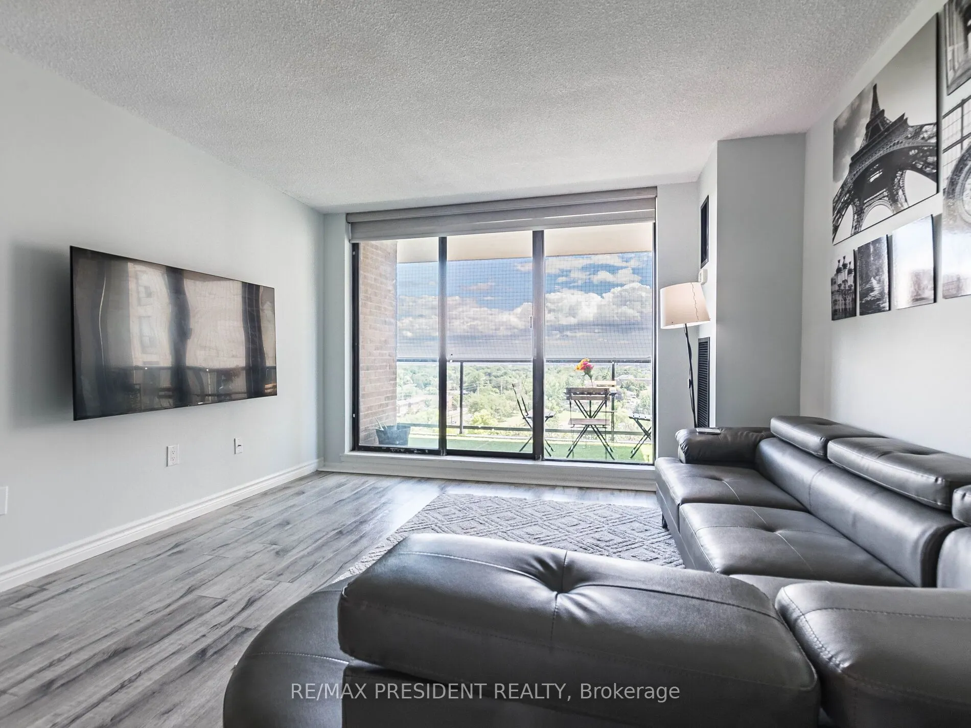 21 Knightsbridge Road, #1209
