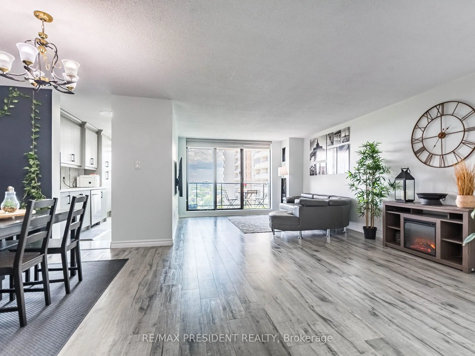 21 Knightsbridge Road, #1209