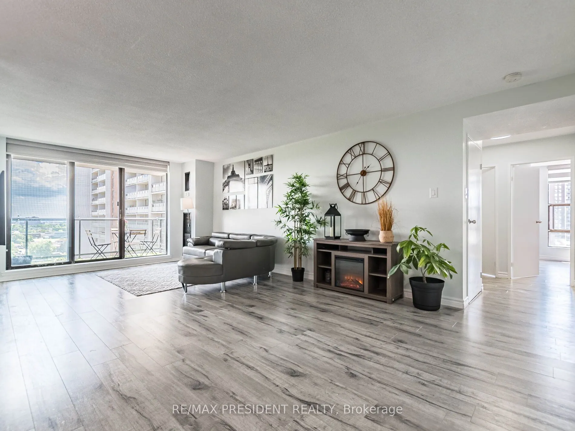 21 Knightsbridge Road, #1209