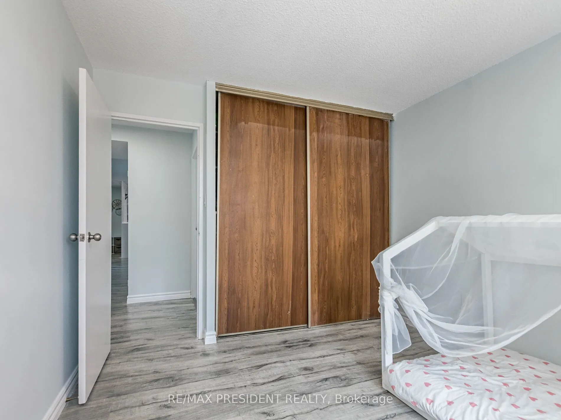 21 Knightsbridge Road, #1209