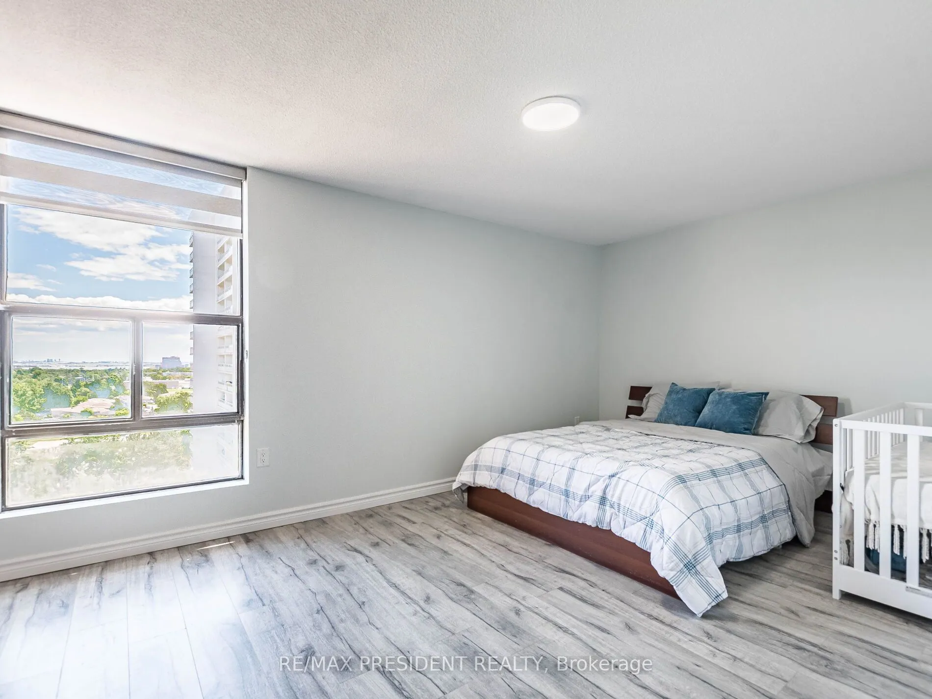 21 Knightsbridge Road, #1209